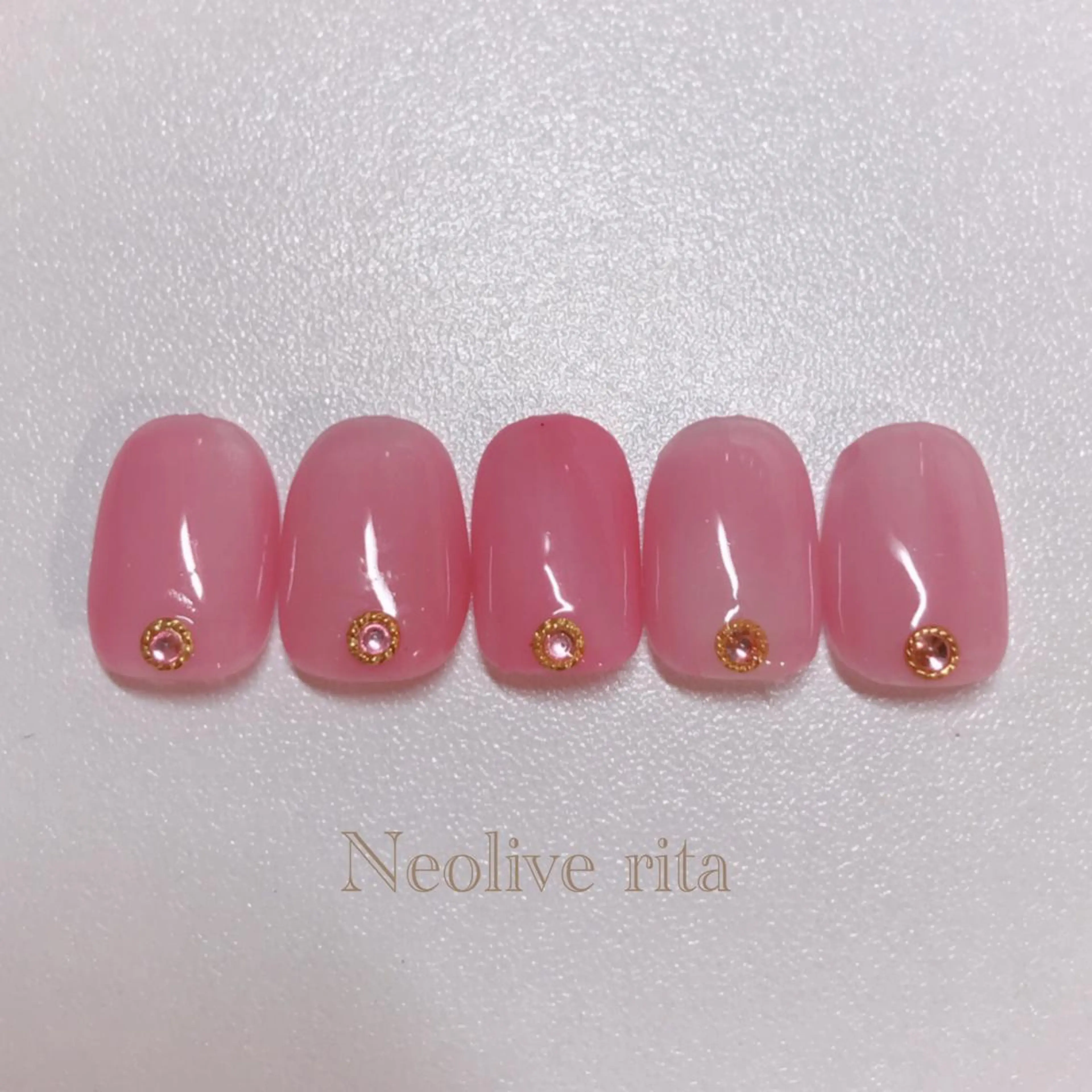 ネイル 原 麻耶のヘアスタイル