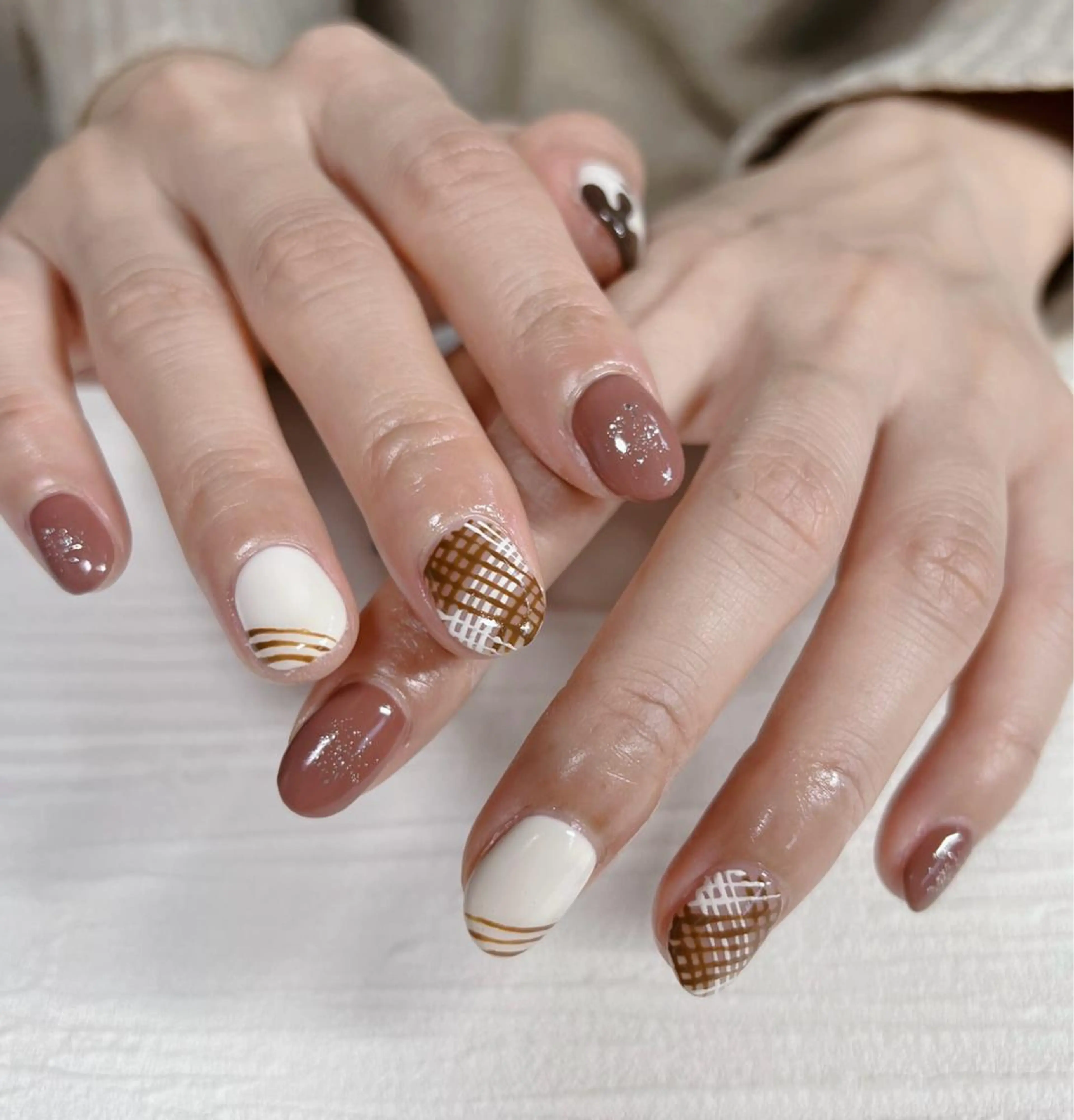 ネイル ハンドネイル 𝑺 𝒏𝒂𝒊𝒍✳︎のネイルデザイン