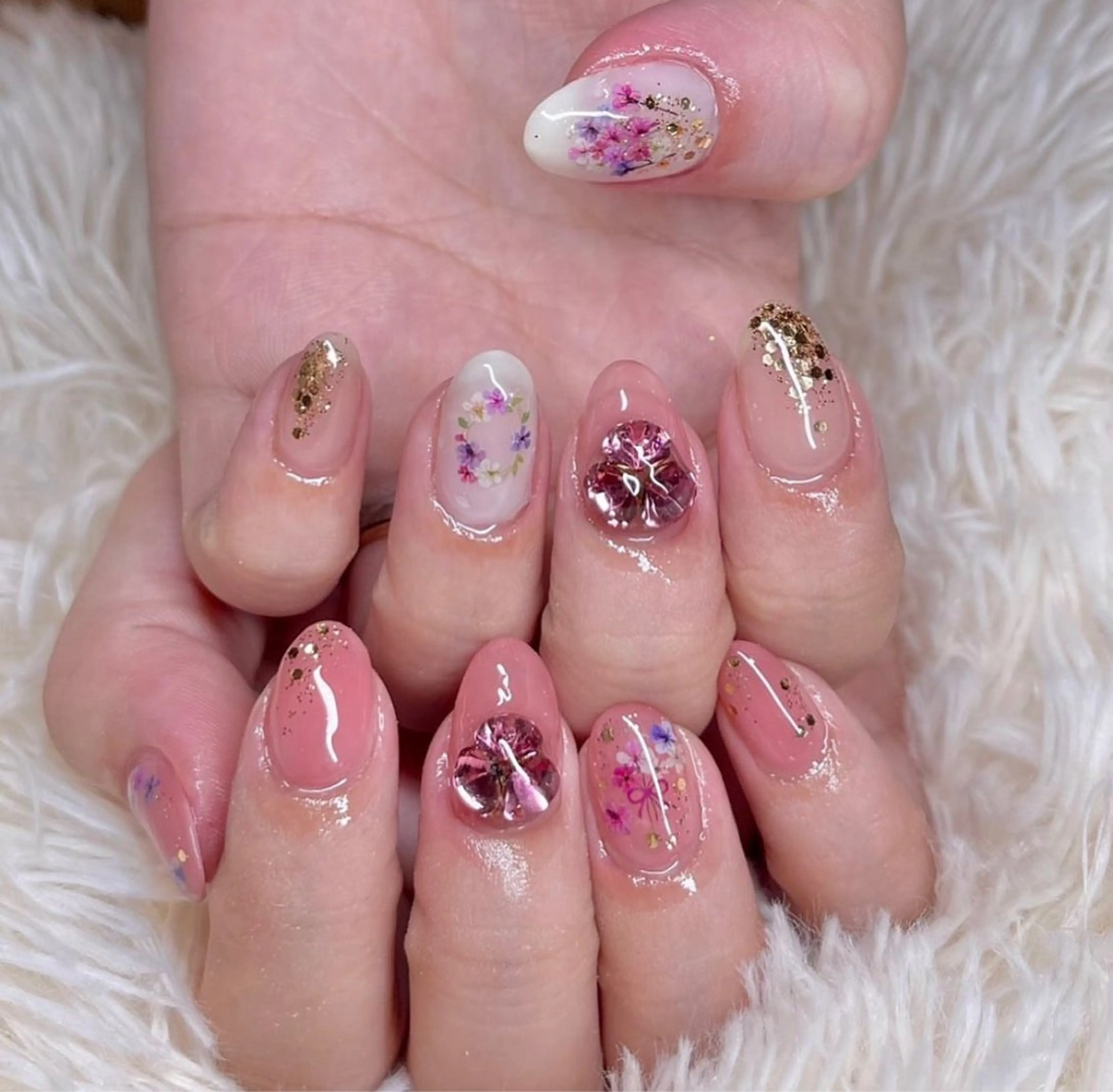 ネイル えくにゃん所属・AMAGASAKI LISAのネイルデザイン