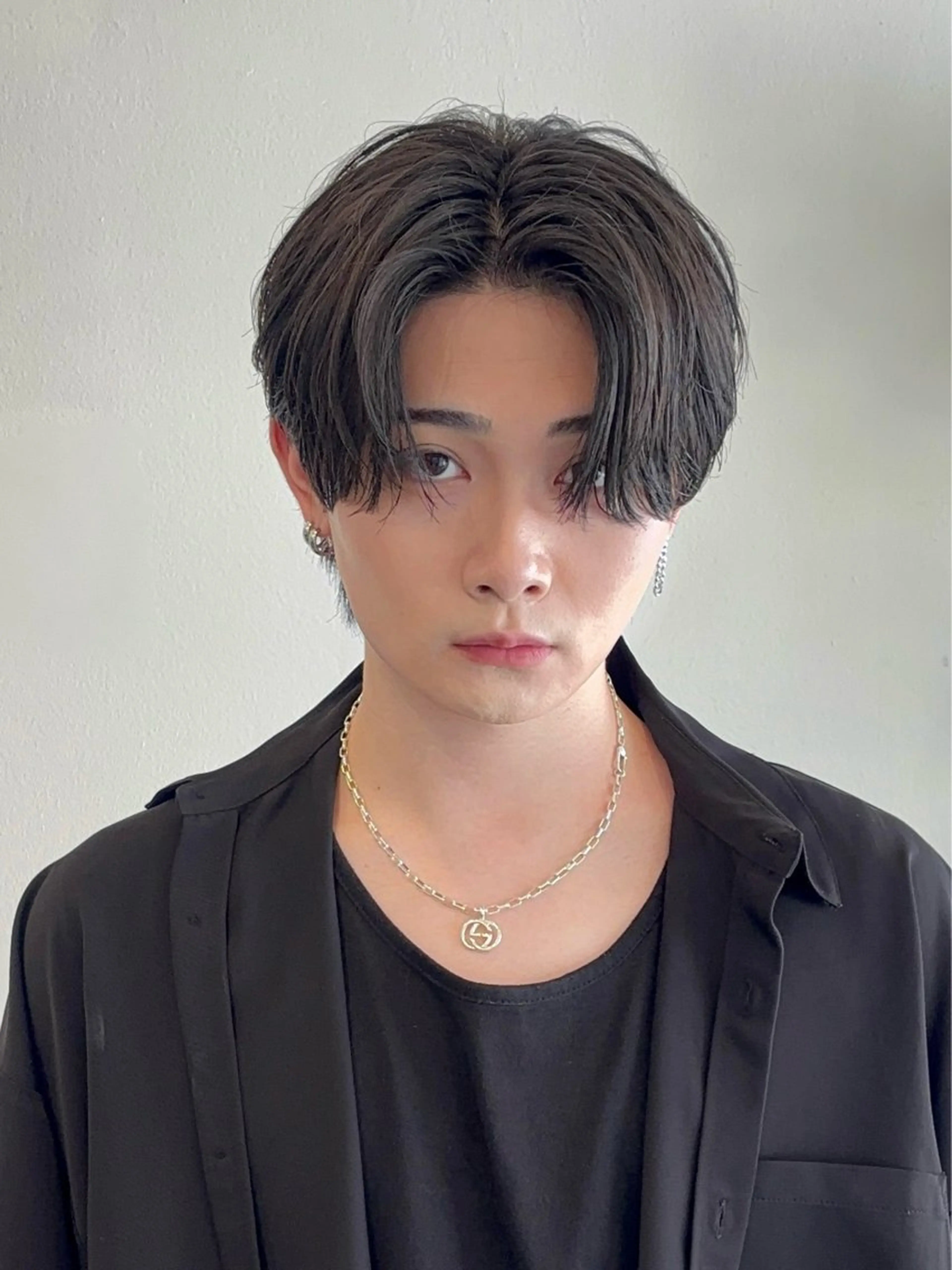 メンズ アイブロウ センターパート 大西 れいやのヘアスタイル