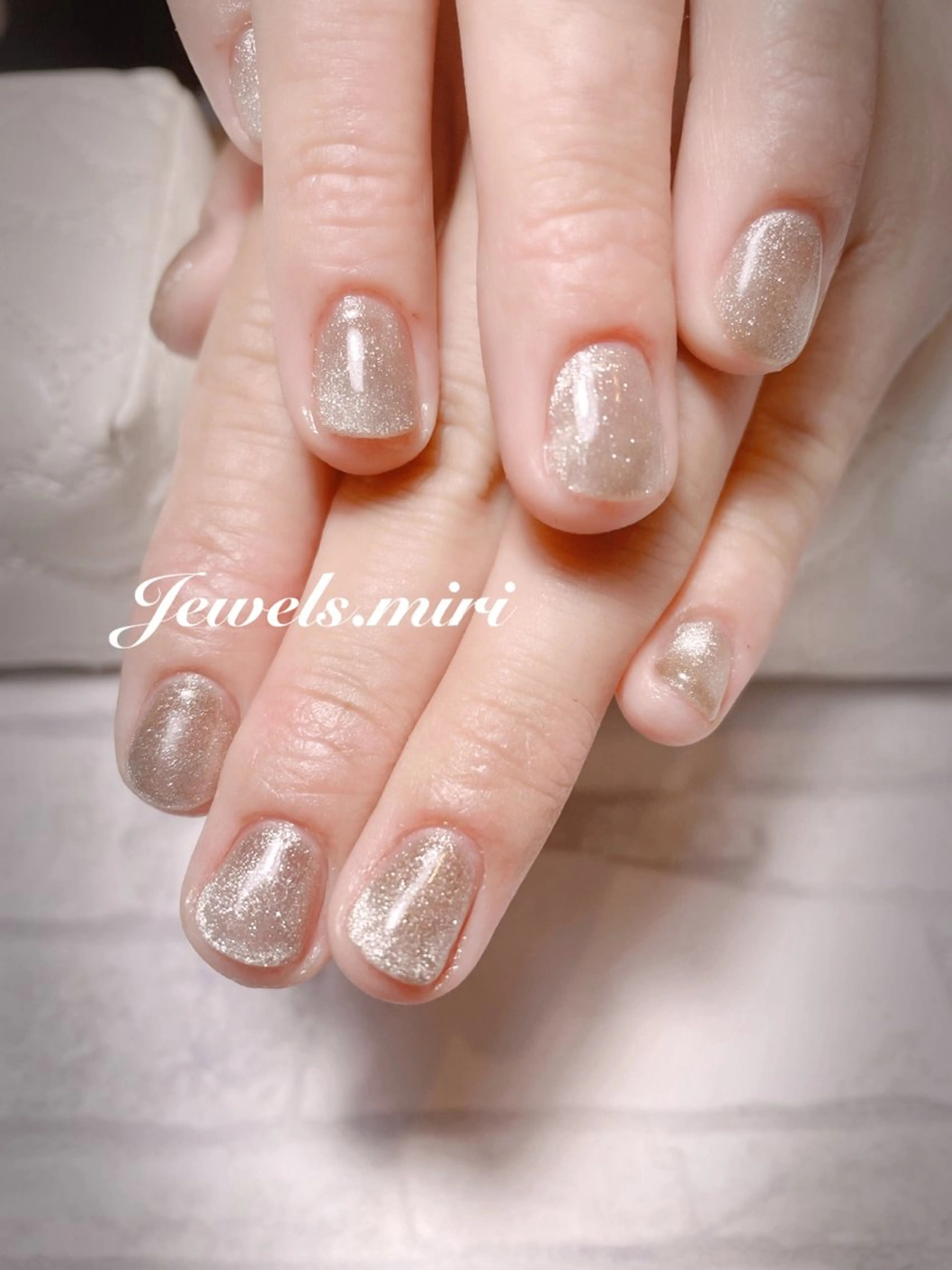 ネイル フレンチネイル ゴールド マグネットネイル マグネットフレンチ ワンカラーネイル Jewels nail lily 白楽所属・ネイルサロン Jewels Mのネイルデザイン