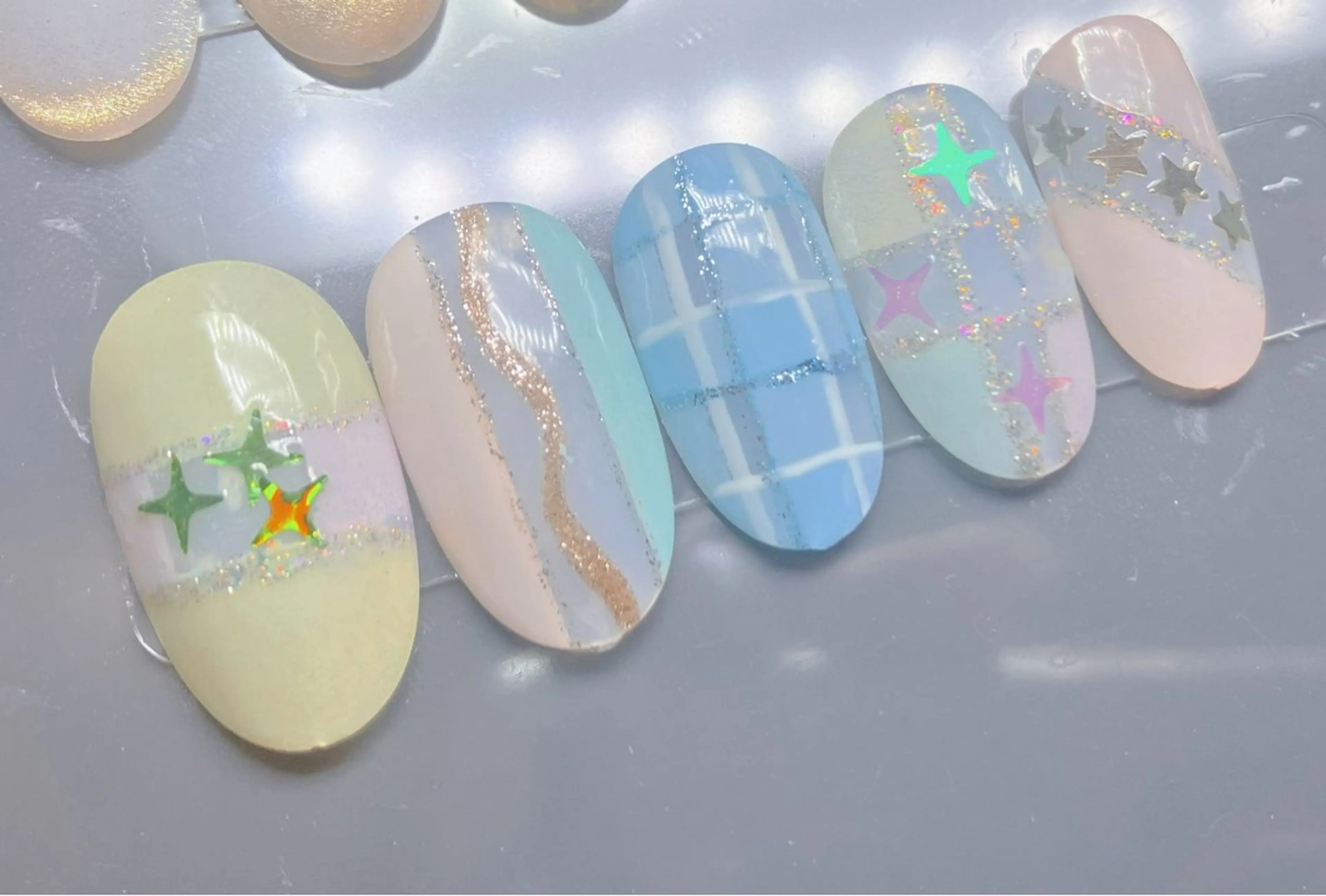 ネイル 高木 維麗絲のネイルデザイン