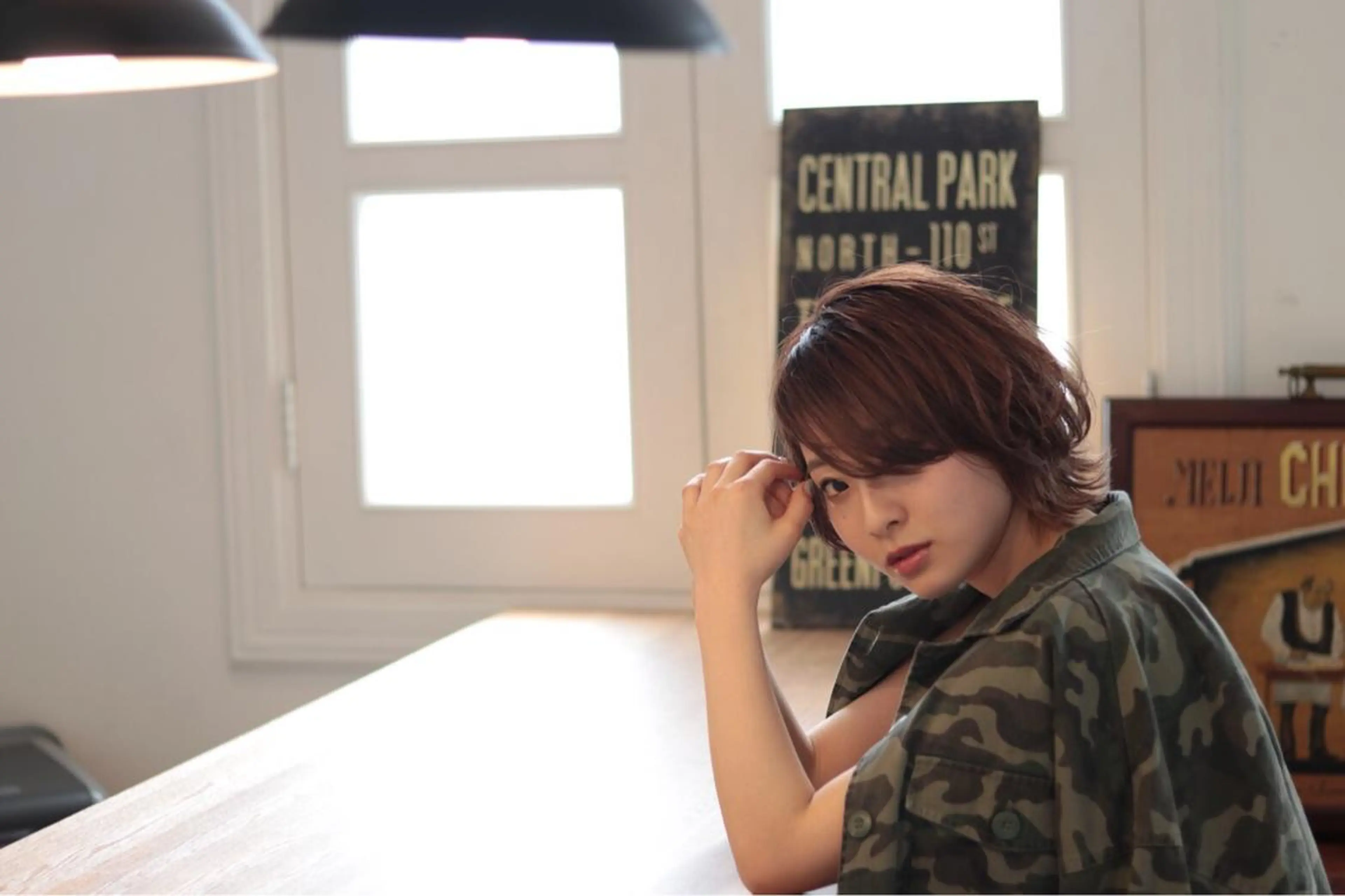 ミディアム カット ヘアカラー トリートメント 髪質改善 ami byAbsoのヘアスタイル