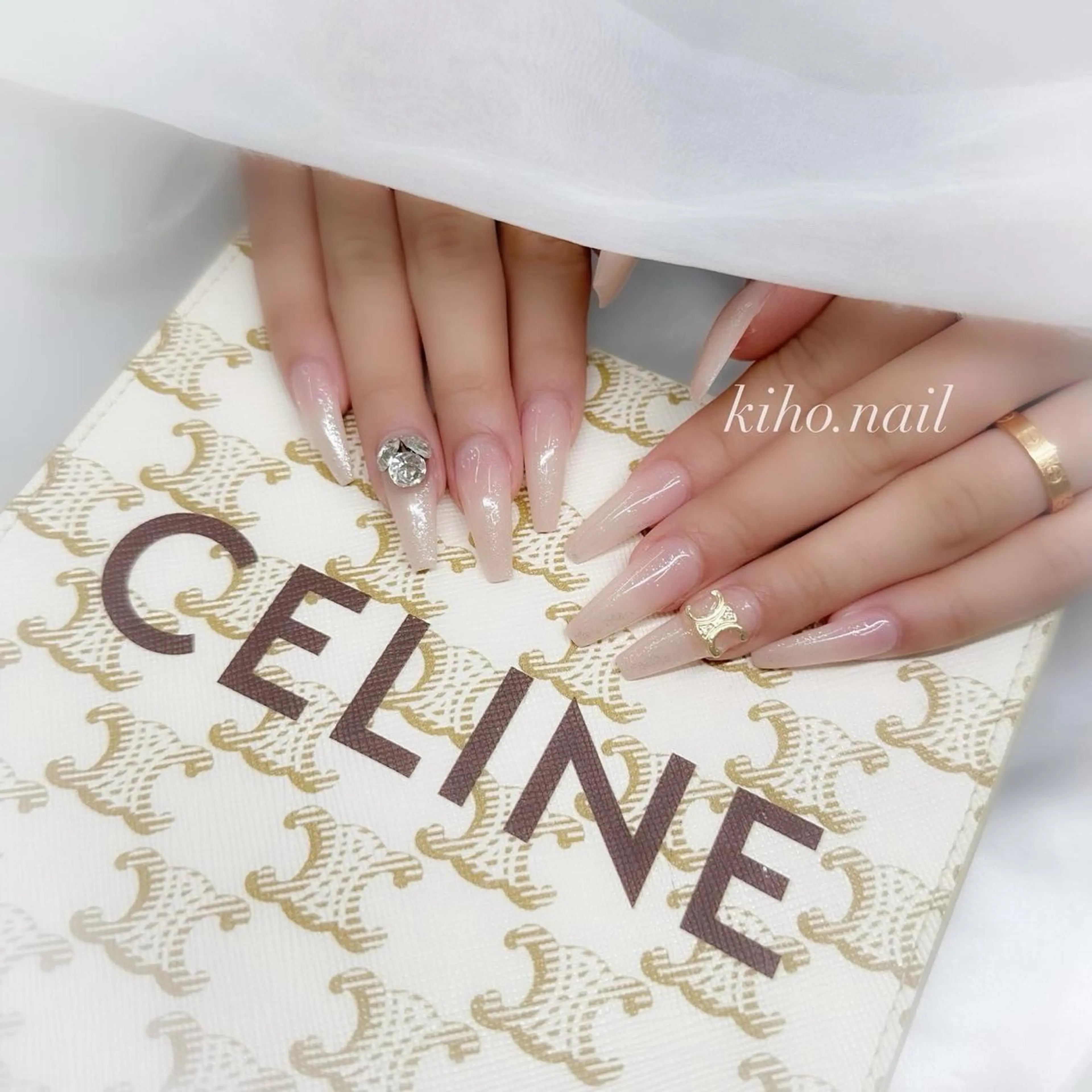 ネイル ハンドネイル KIHO 【深夜ネイル】のネイルデザイン