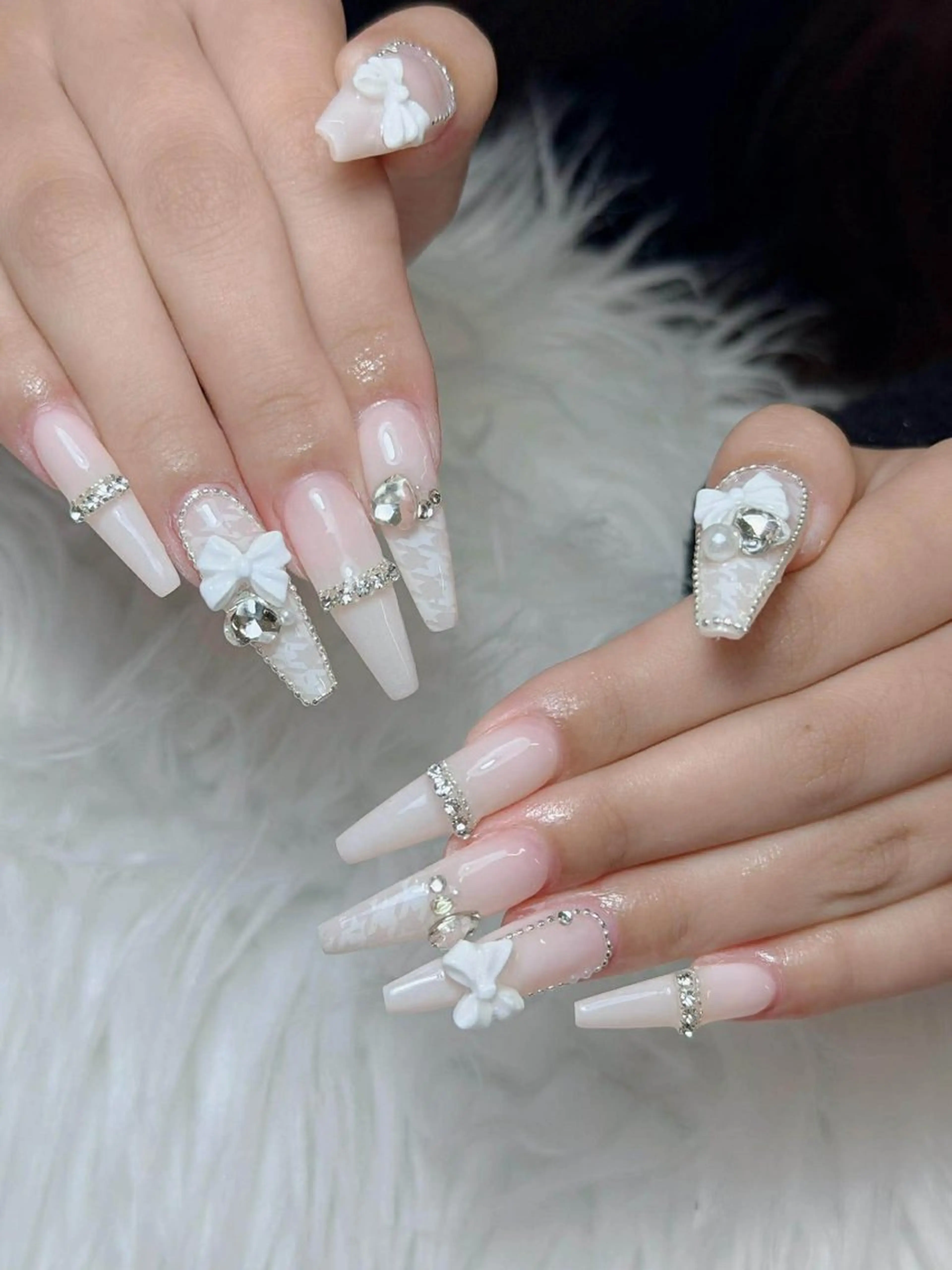 ネイル オーロラネイル チークネイル 長さ出し フレンチネイル ハロウィン ハンドネイル Lumi Nail 新大久保3‘のネイルデザイン