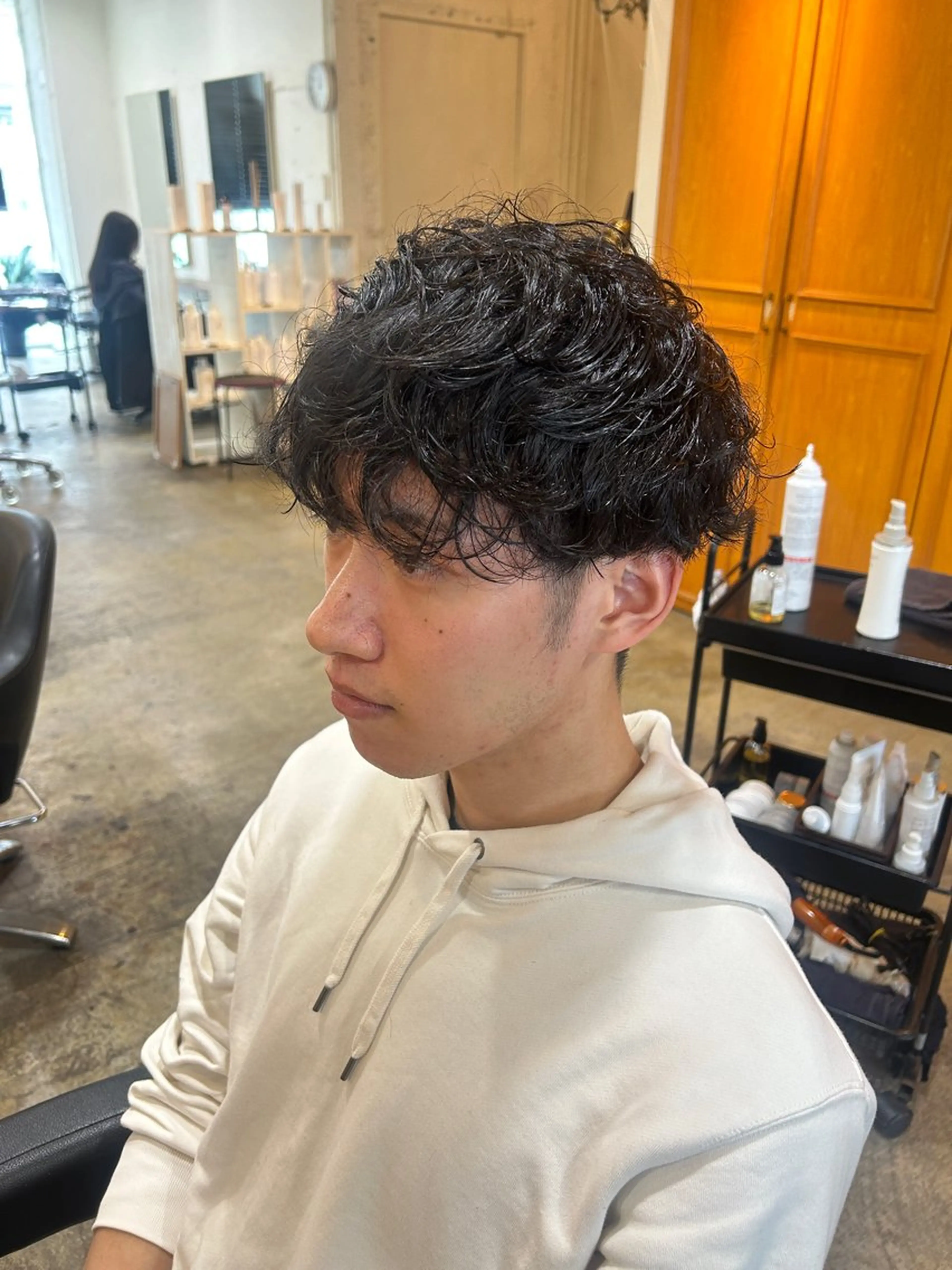 パーマ メンズ カット パーマ ナチュラル大人っぽい スタイル　MAORIのヘアスタイル