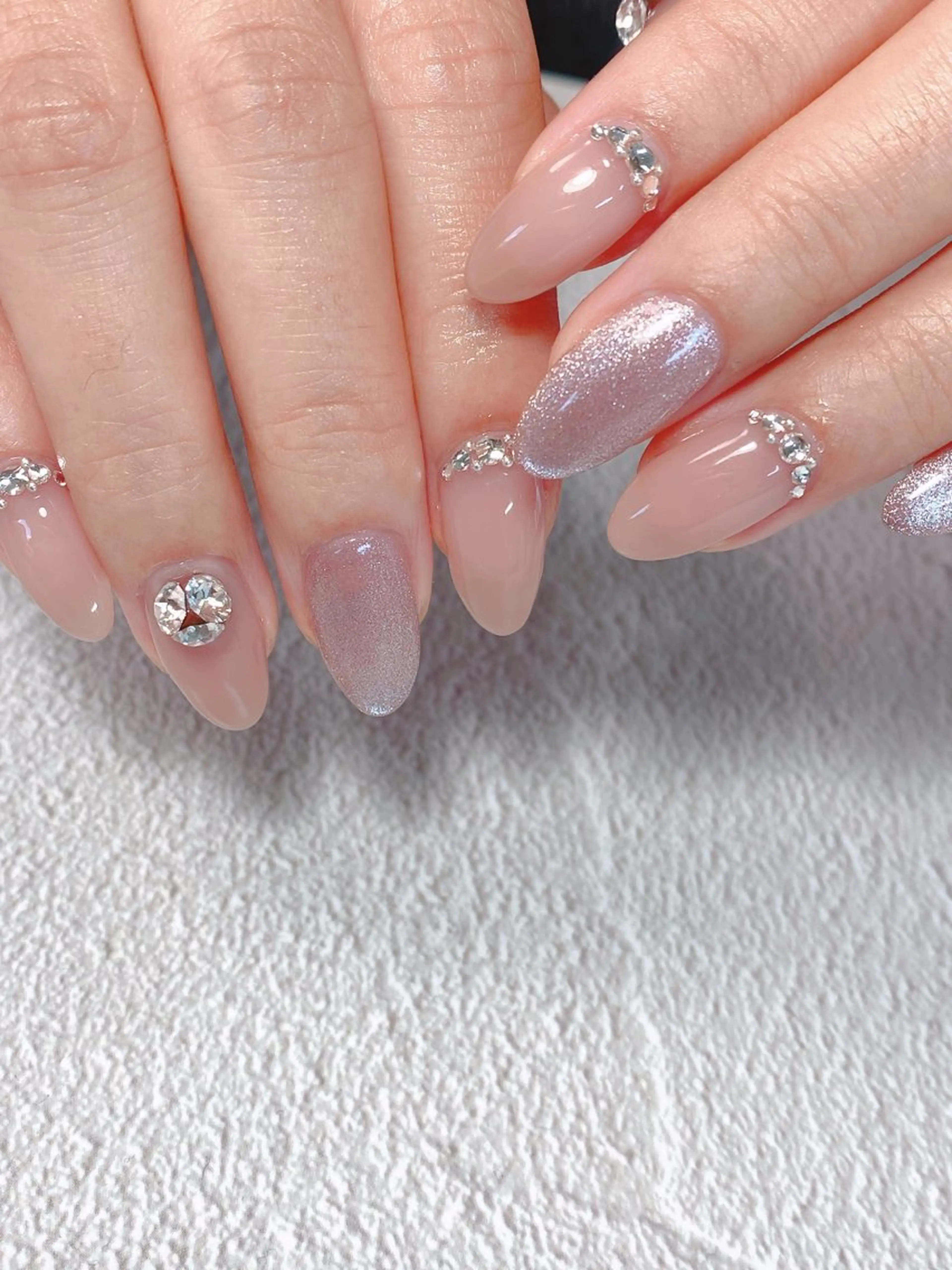 ネイル 氷ネイル・うるうるネイル 大人キレイ 𝑁𝑖𝑥𝑖𝑠のネイルデザイン