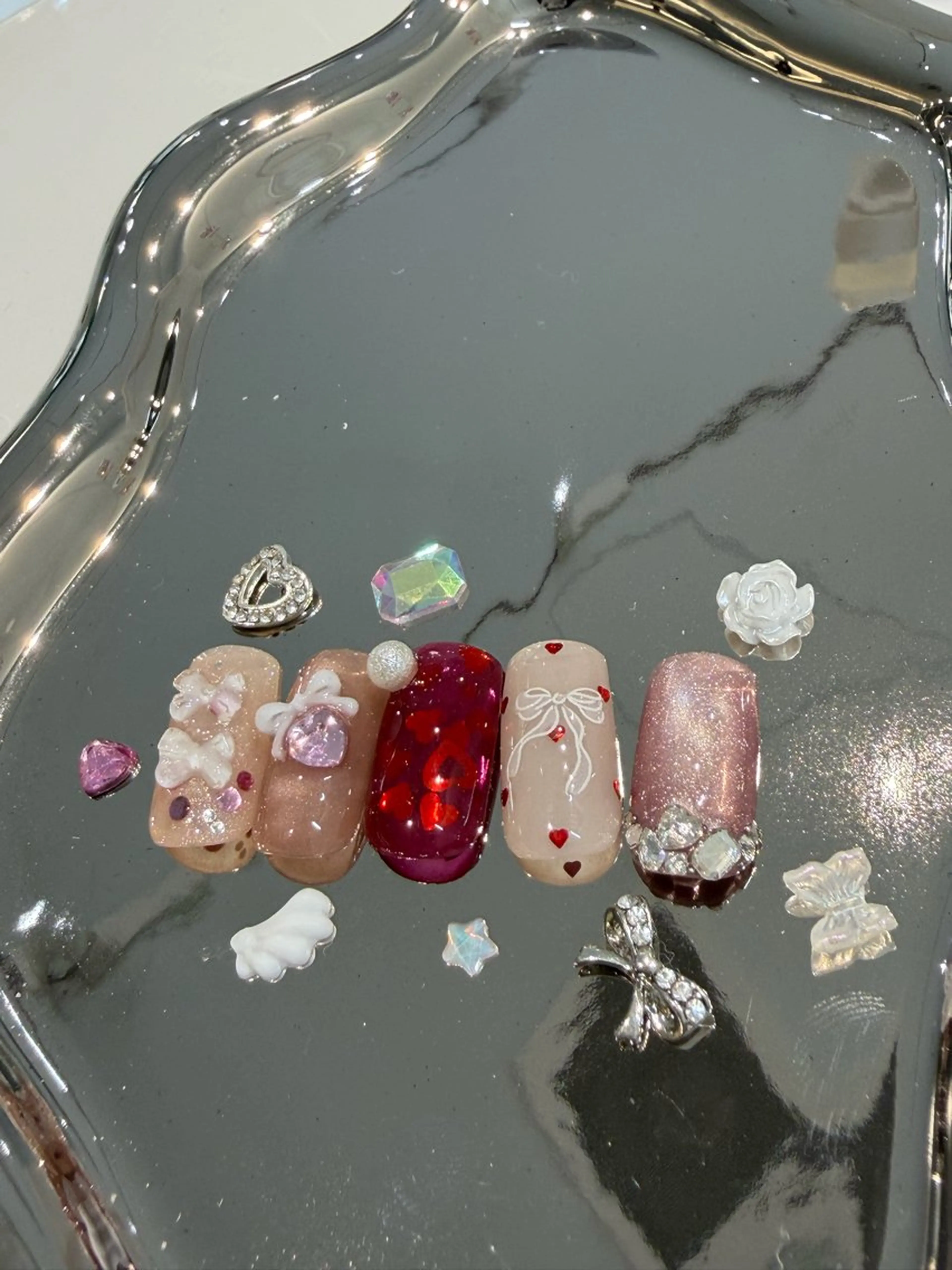 ネイル ハンドネイル NORA nail UMEDAのネイルデザイン