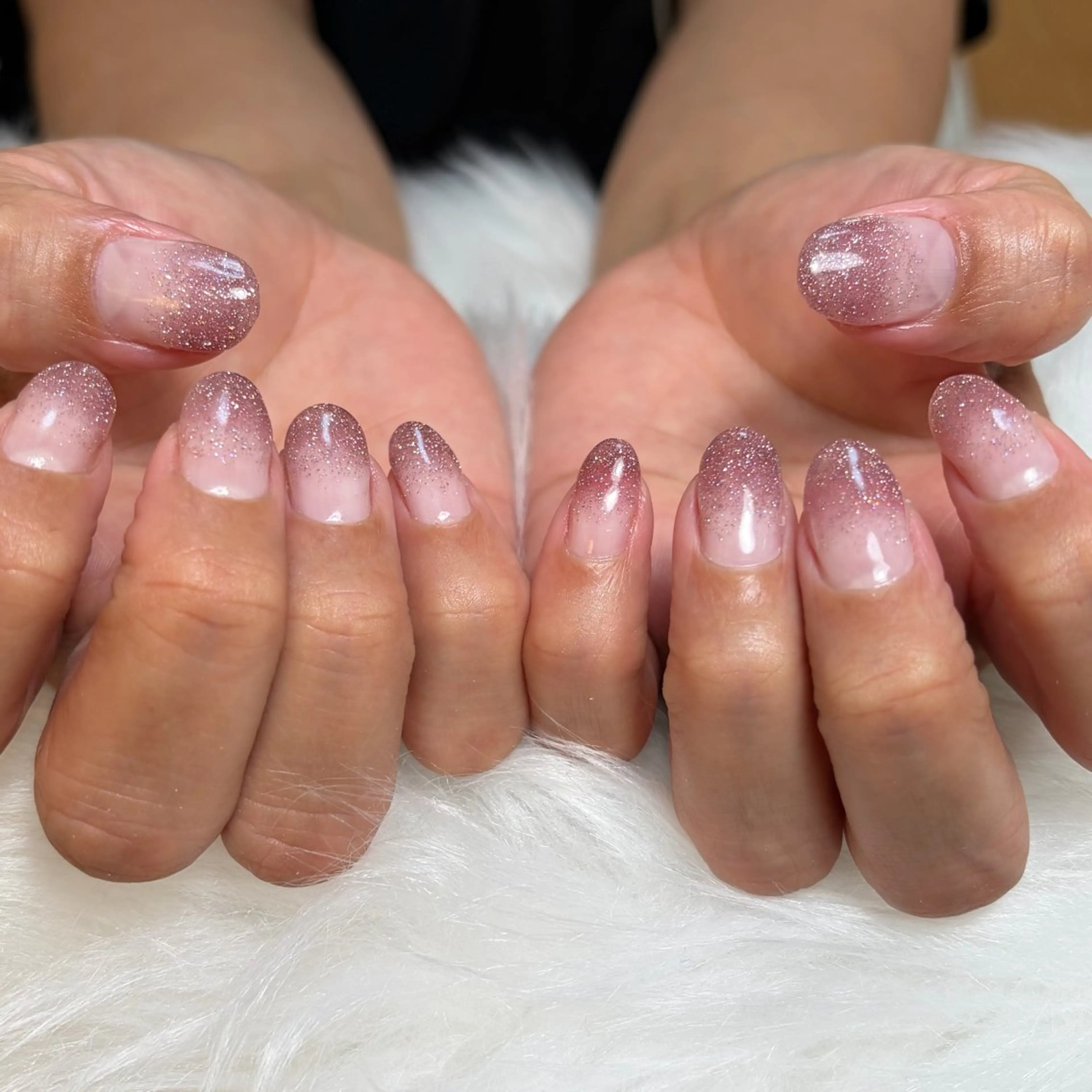 ネイル ハンドネイル ホワイトニング専門サロンGLOW所属・GLOW a_nailのネイルデザイン