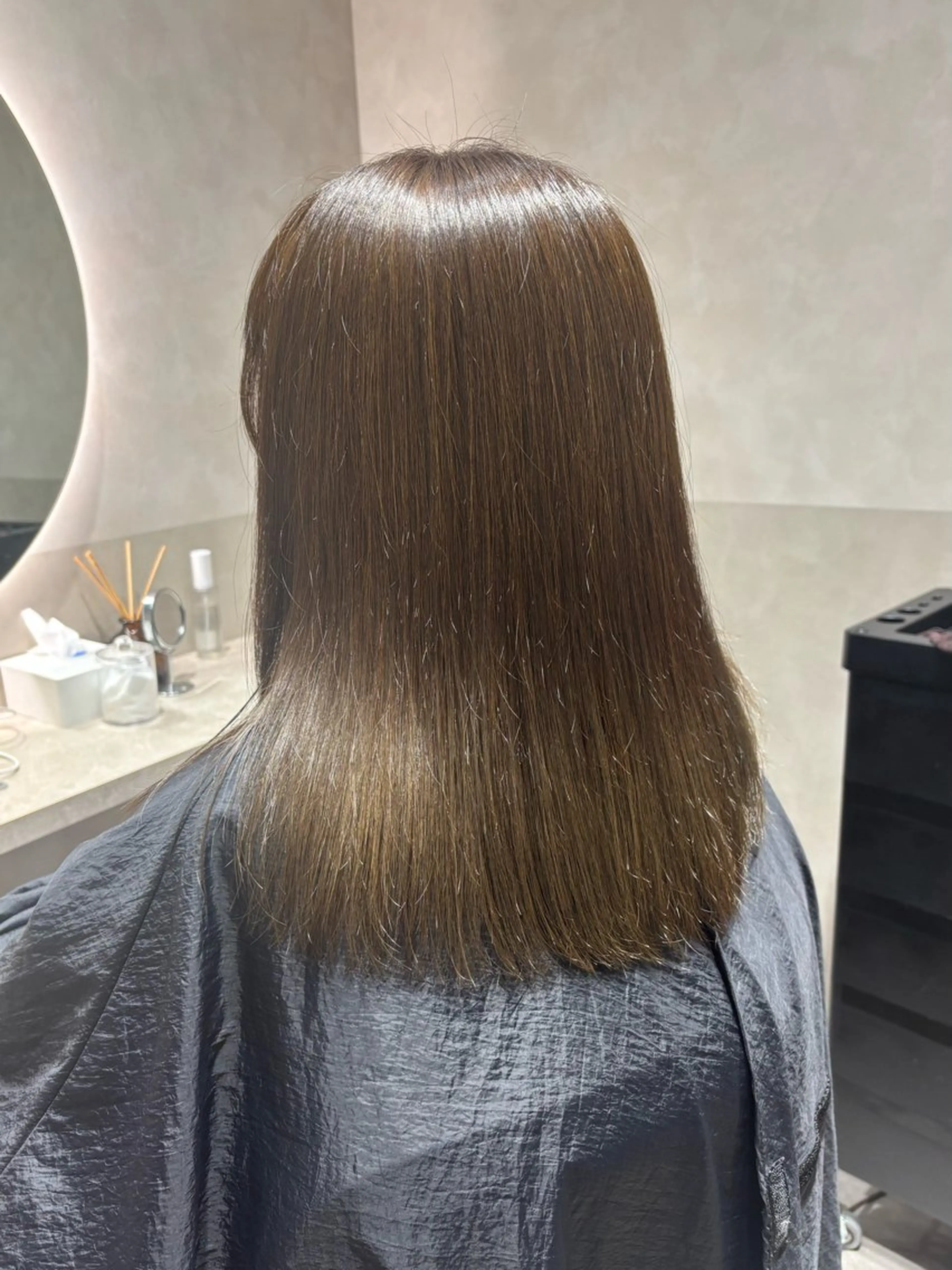 【U29期間限定✨】ケアカラー + カット + 髪質改善プレミアムトリートメントの写真