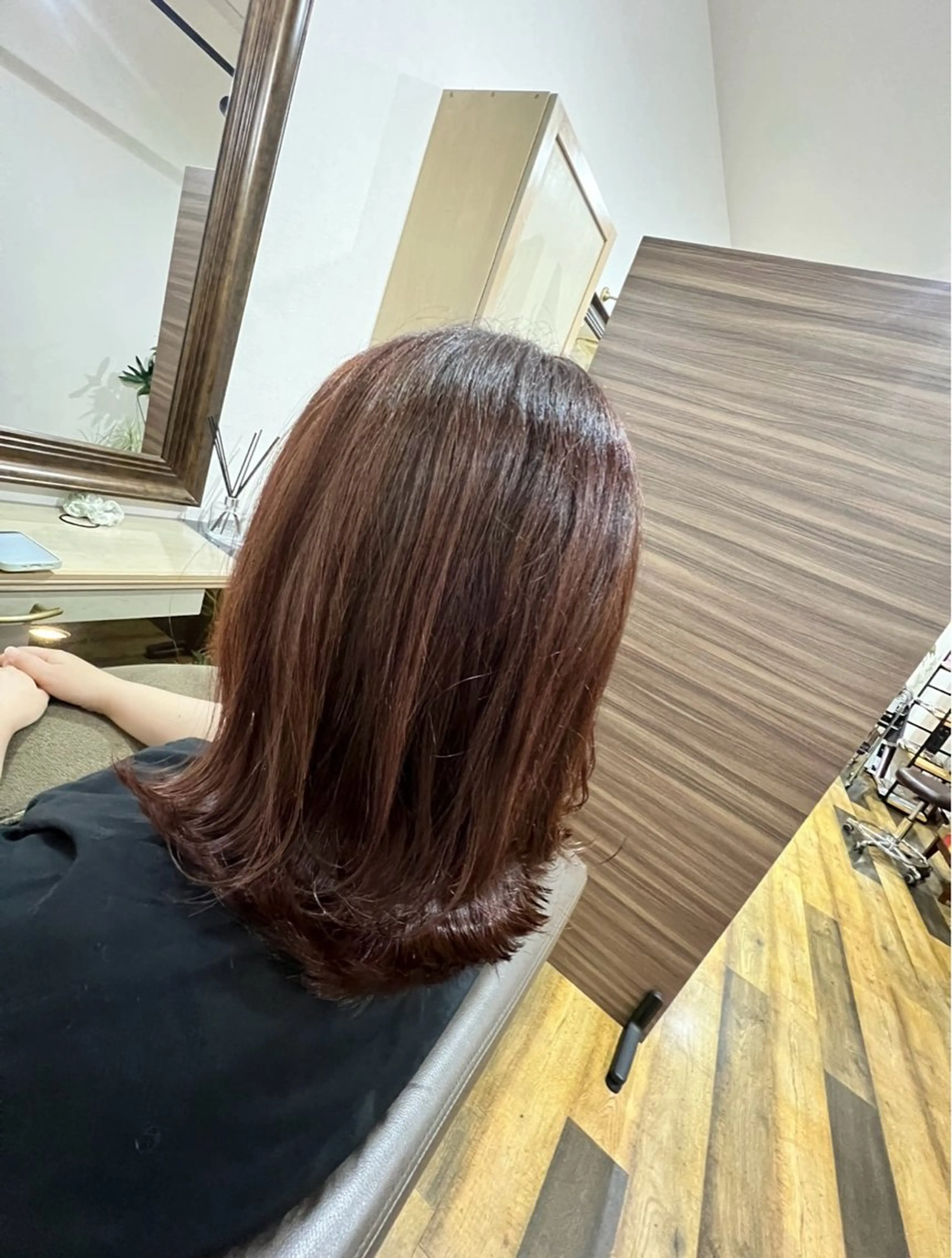 ミディアム amoa所属・野沢 亜美のヘアスタイル