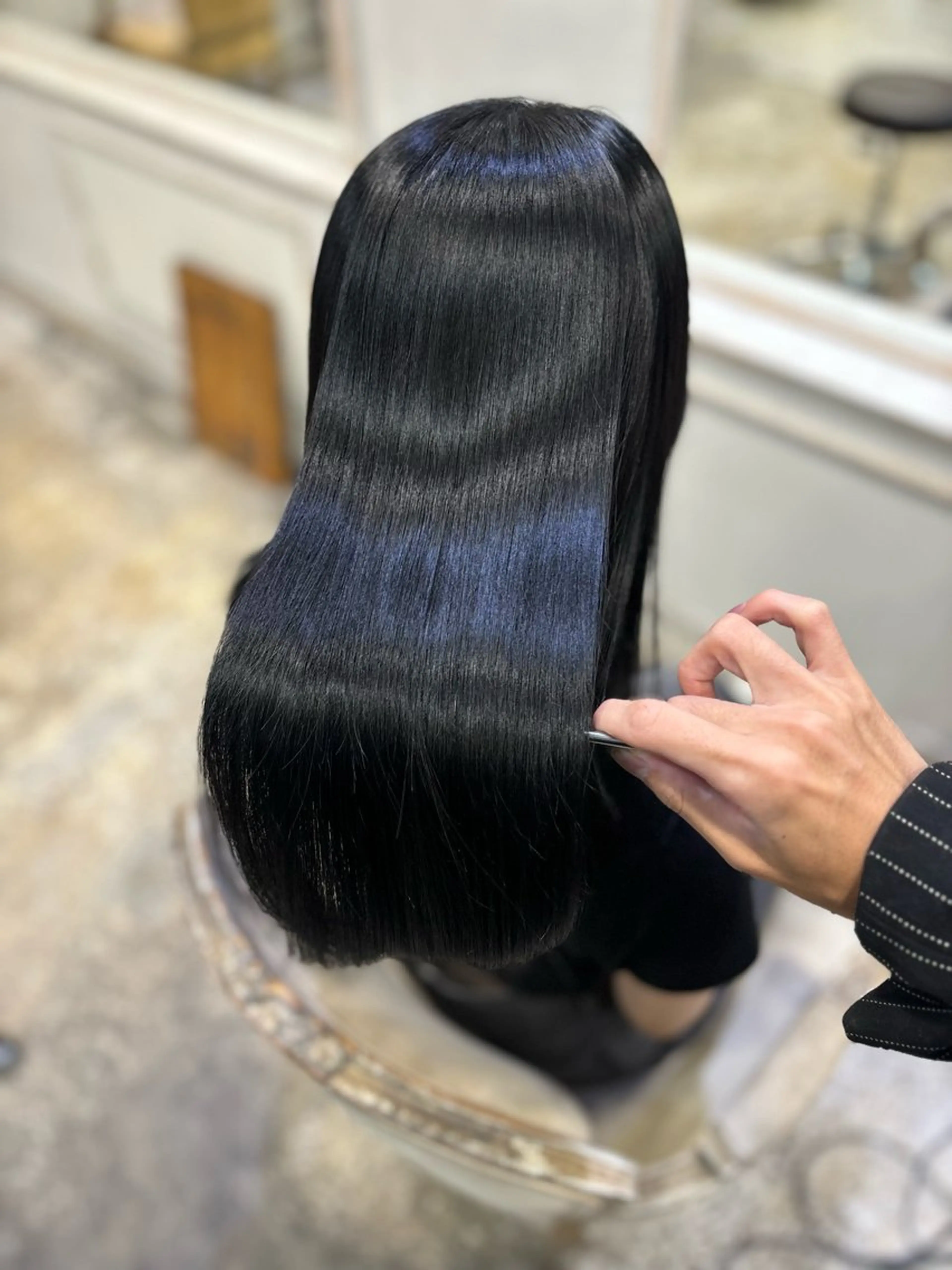 セミロング カット ヘアカラー 縮毛矯正 ⭐️ 美髪矯正 艶カラー ⭐️ユウキのヘアスタイル