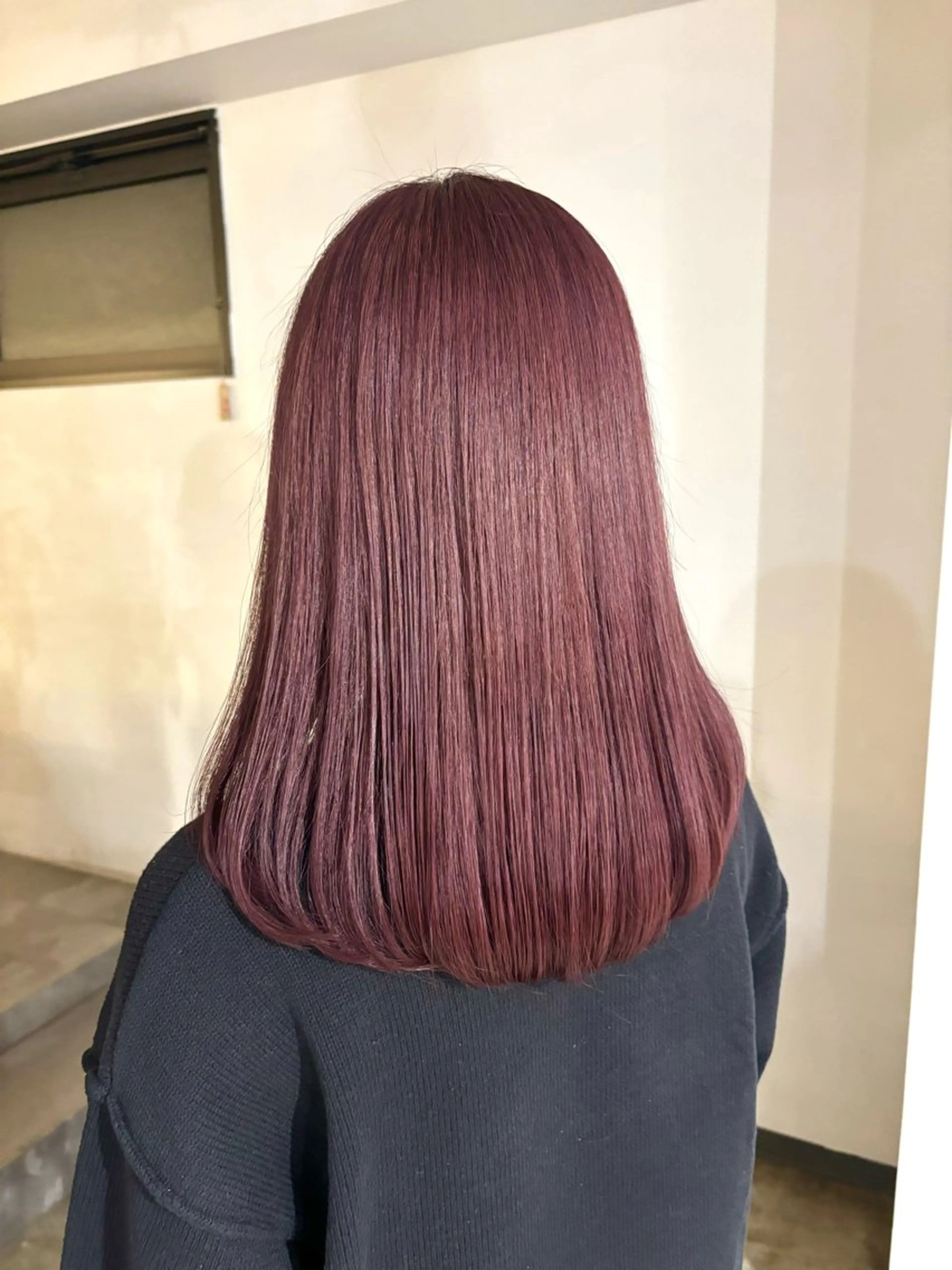セミロング カラー ブリーチ ボルドーカラー ケアブリーチ ケアカラー ダブルカラー ヘアカラー トリートメント 暖色カラー🍒 ケアブリーチ/akiのヘアスタイル