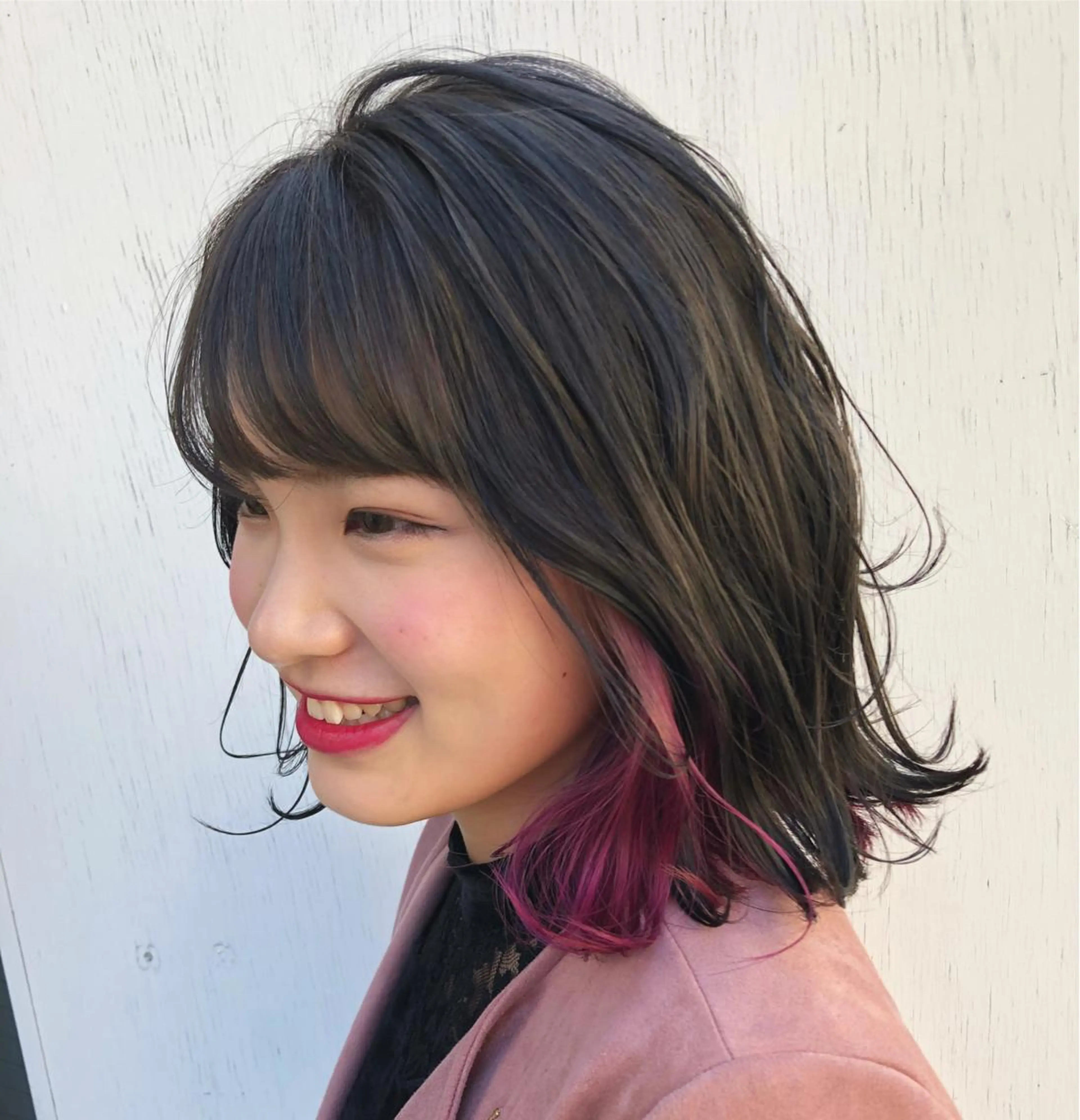 カラー ラベンダーカラー レイヤーカット 古川洋之のヘアスタイル