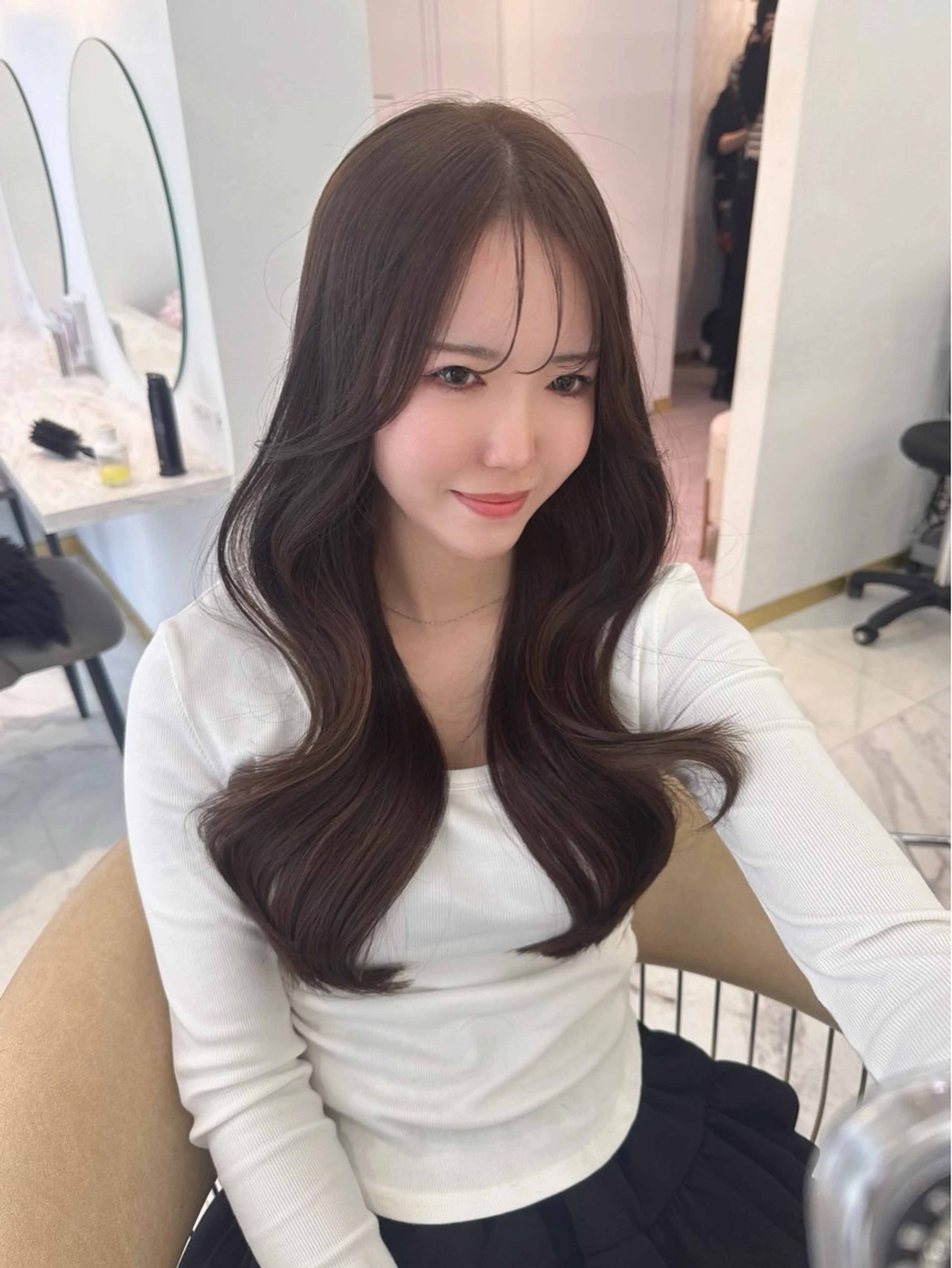 ロング カット SALOWIN栄Suite店所属・【SALOWIN】 かりんのヘアスタイル