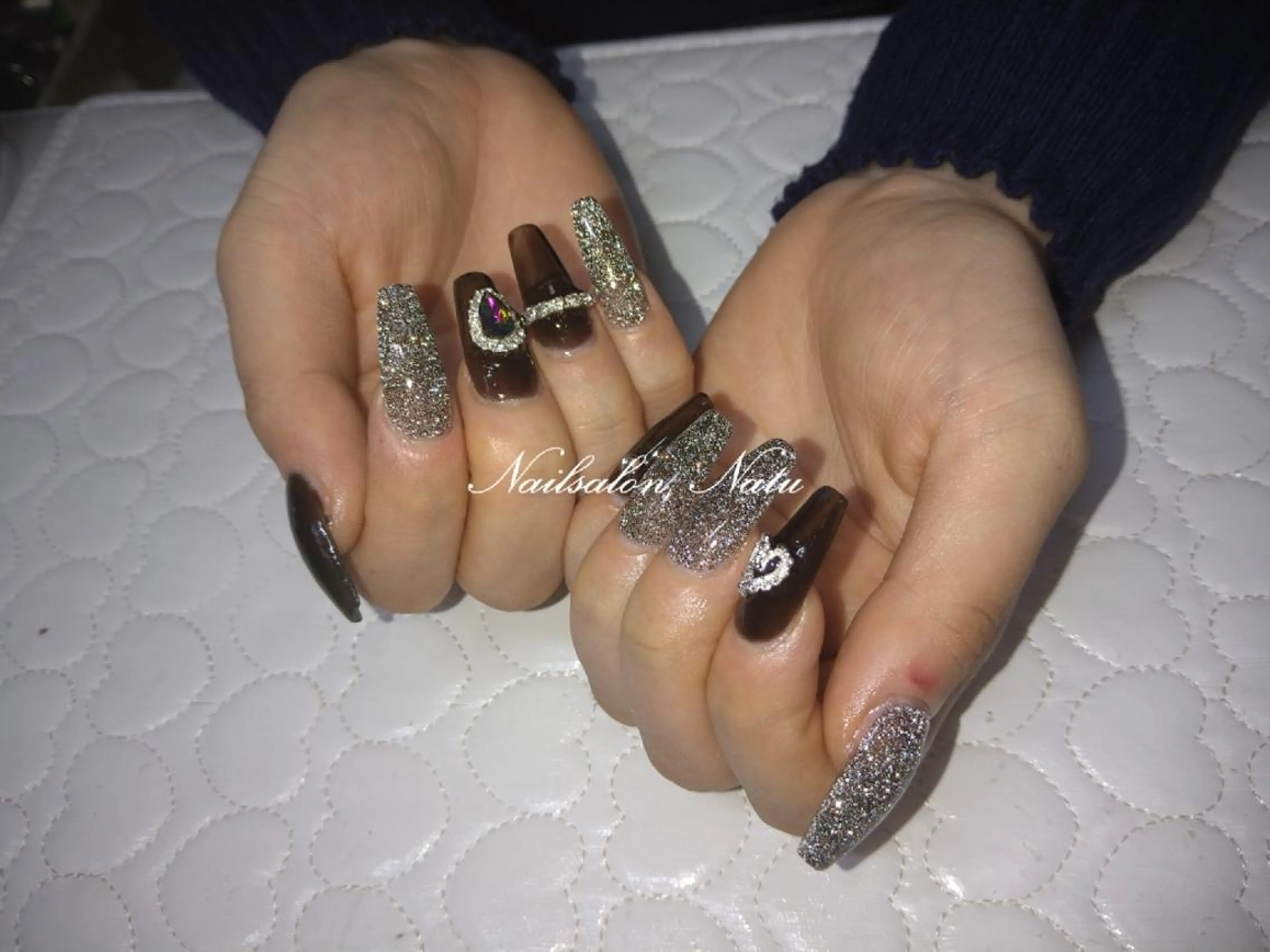 ネイル 長さ出し フラッシュネイル ラメ(グリッター) ワンカラーネイル nailsalon　 Natuのネイルデザイン