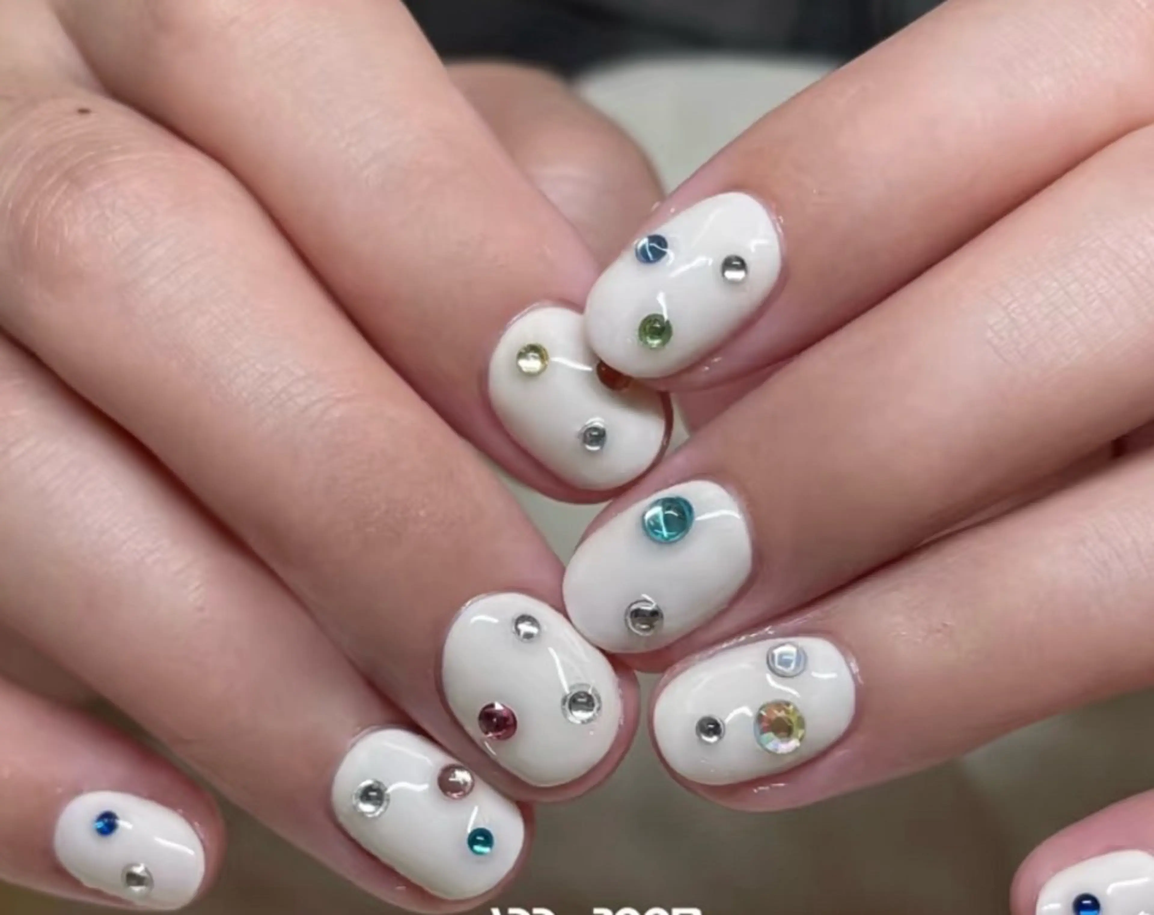 ネイル ハンドネイル Pure&Rich Nailのネイルデザイン