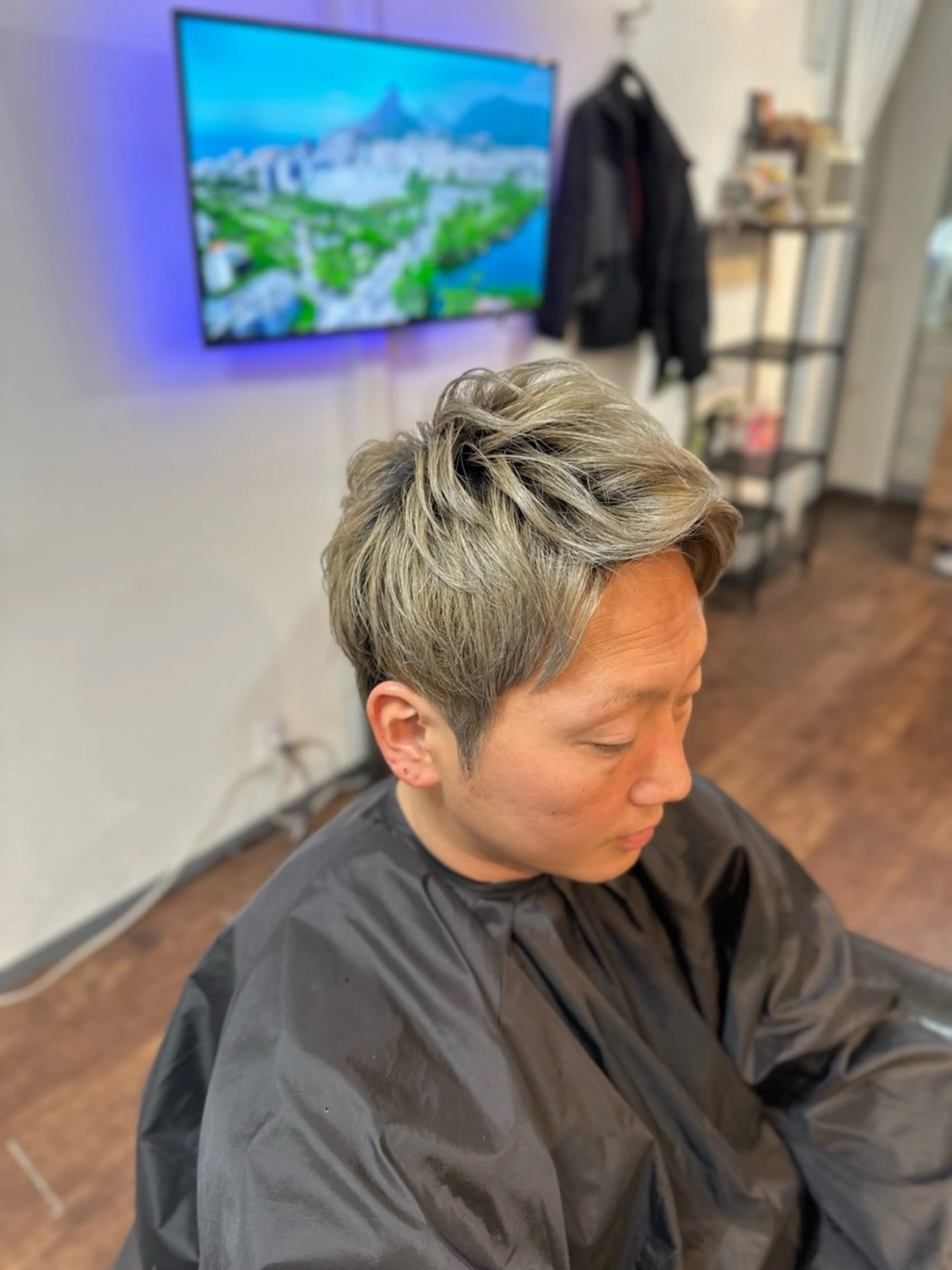 ショート カラー メンズ ブロンド ヘアカラー トリートメント Lizir ルズィール所属・Luzir⭐︎ GEN⭐︎のヘアスタイル