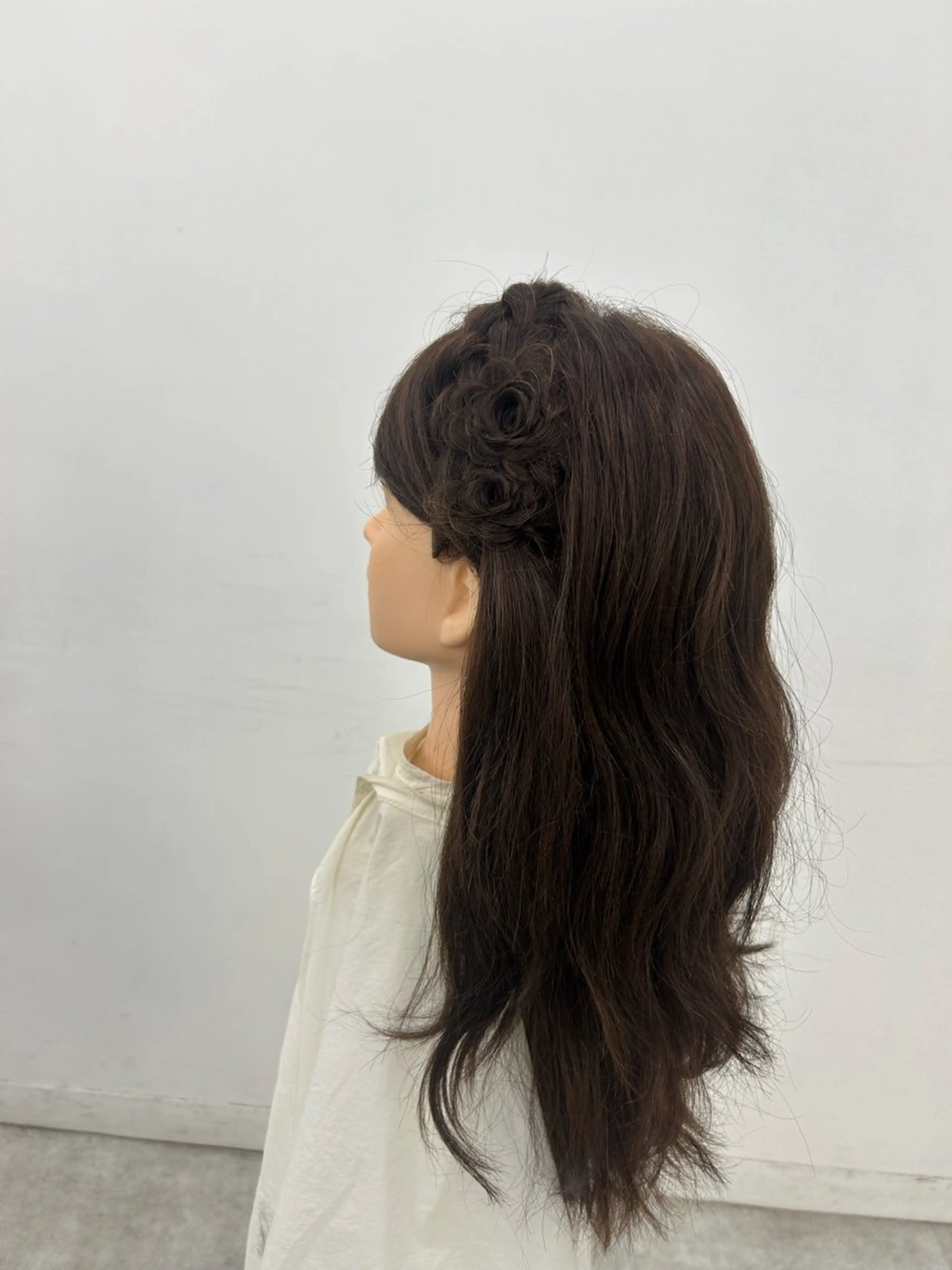 ロング ヘアアレンジ ヘアセット はるか/ブリーチカラ ー/ヘアアレンジ🤍のヘアスタイル