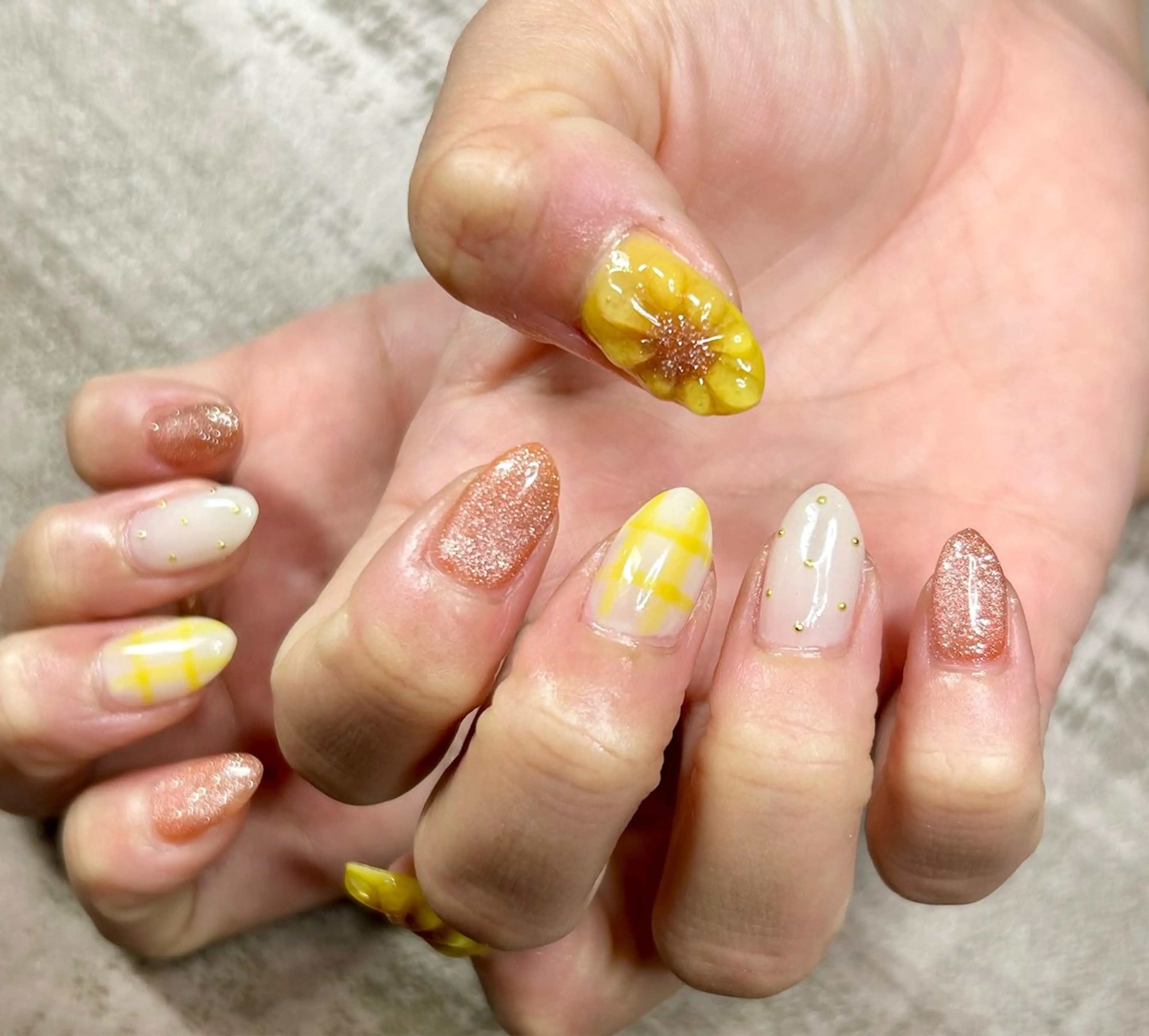 ネイル nailroom HARU.のネイルデザイン