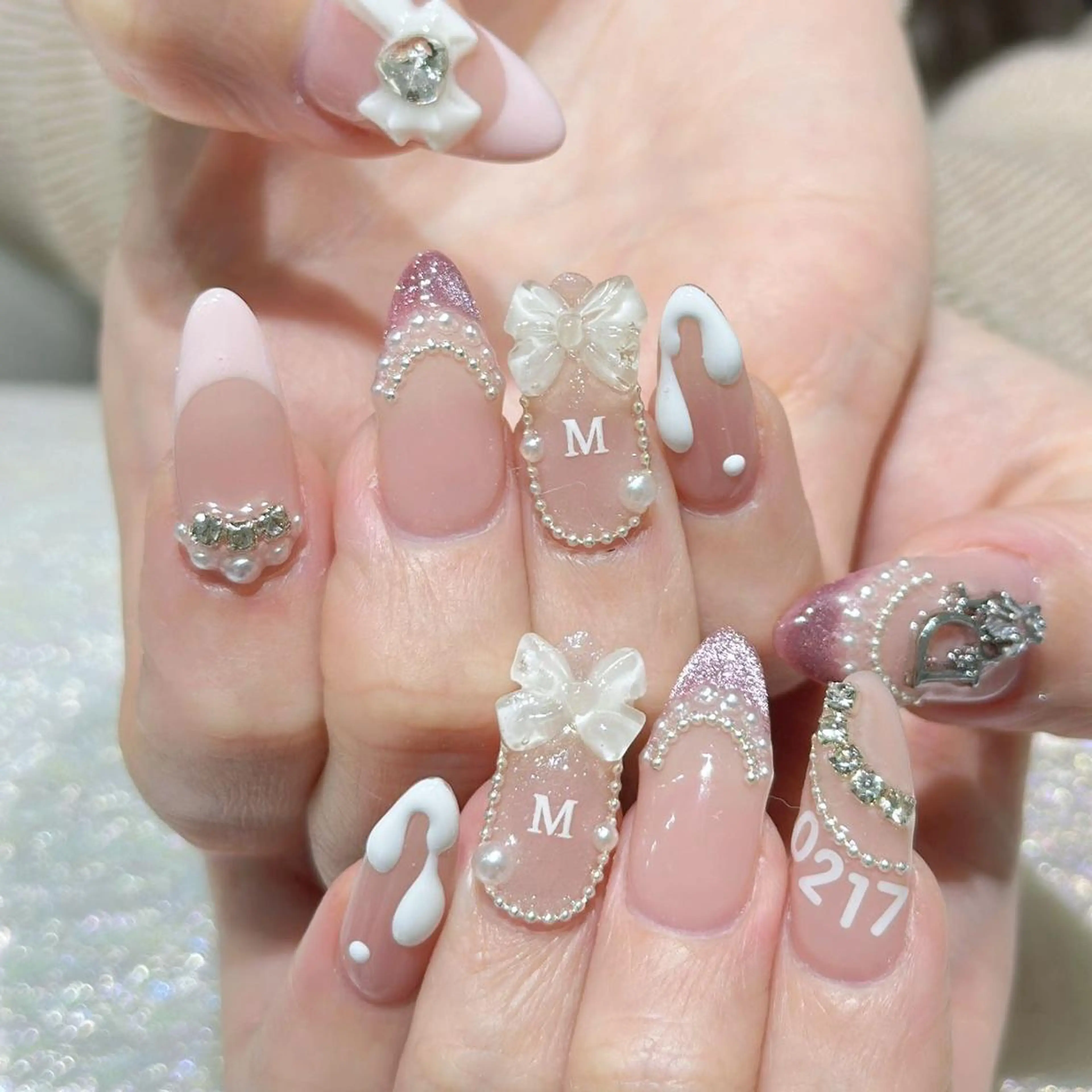 ネイル ハンドネイル Queens momoのネイルデザイン