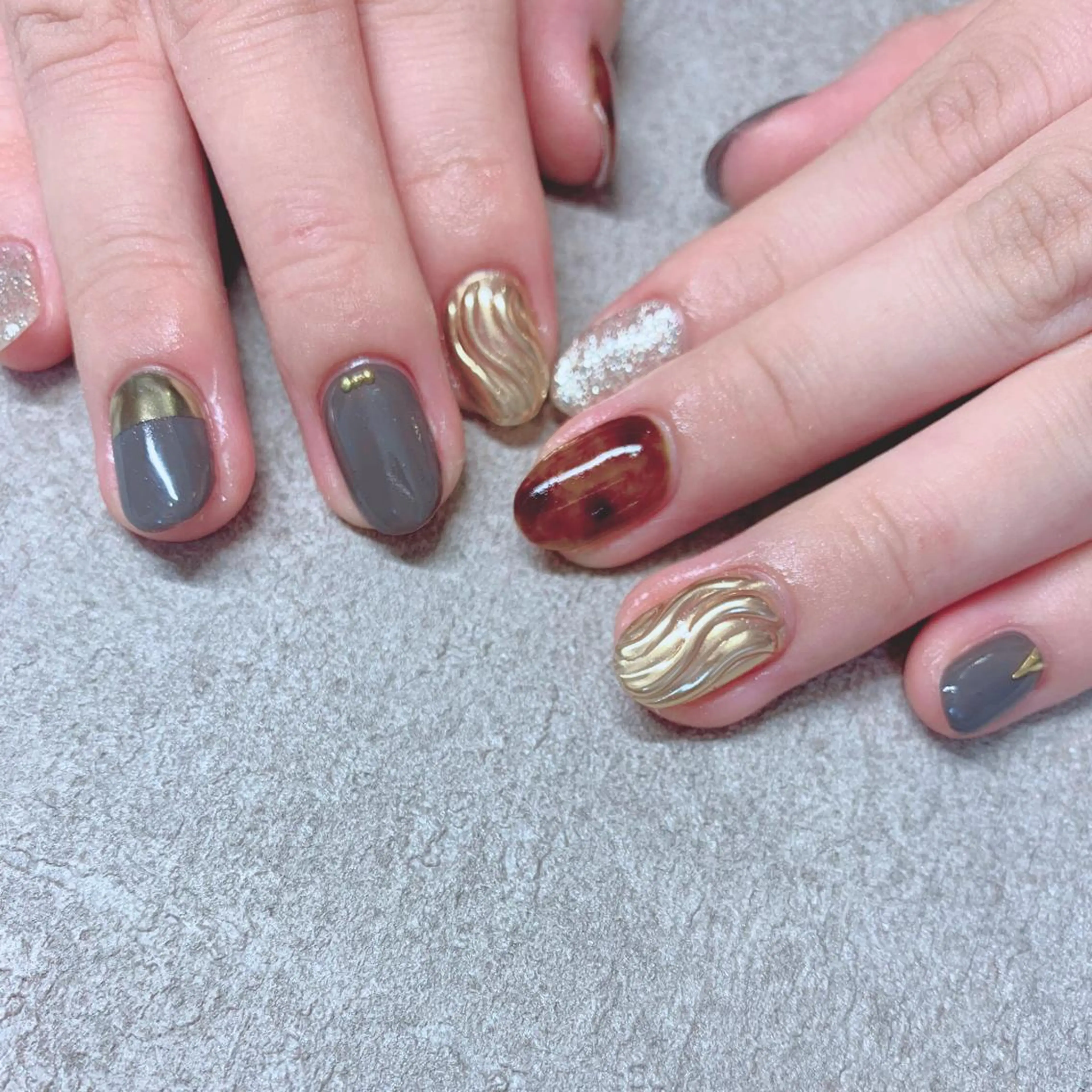 カラー ネイル ハンドネイル Cozy_ ilumのネイルデザイン