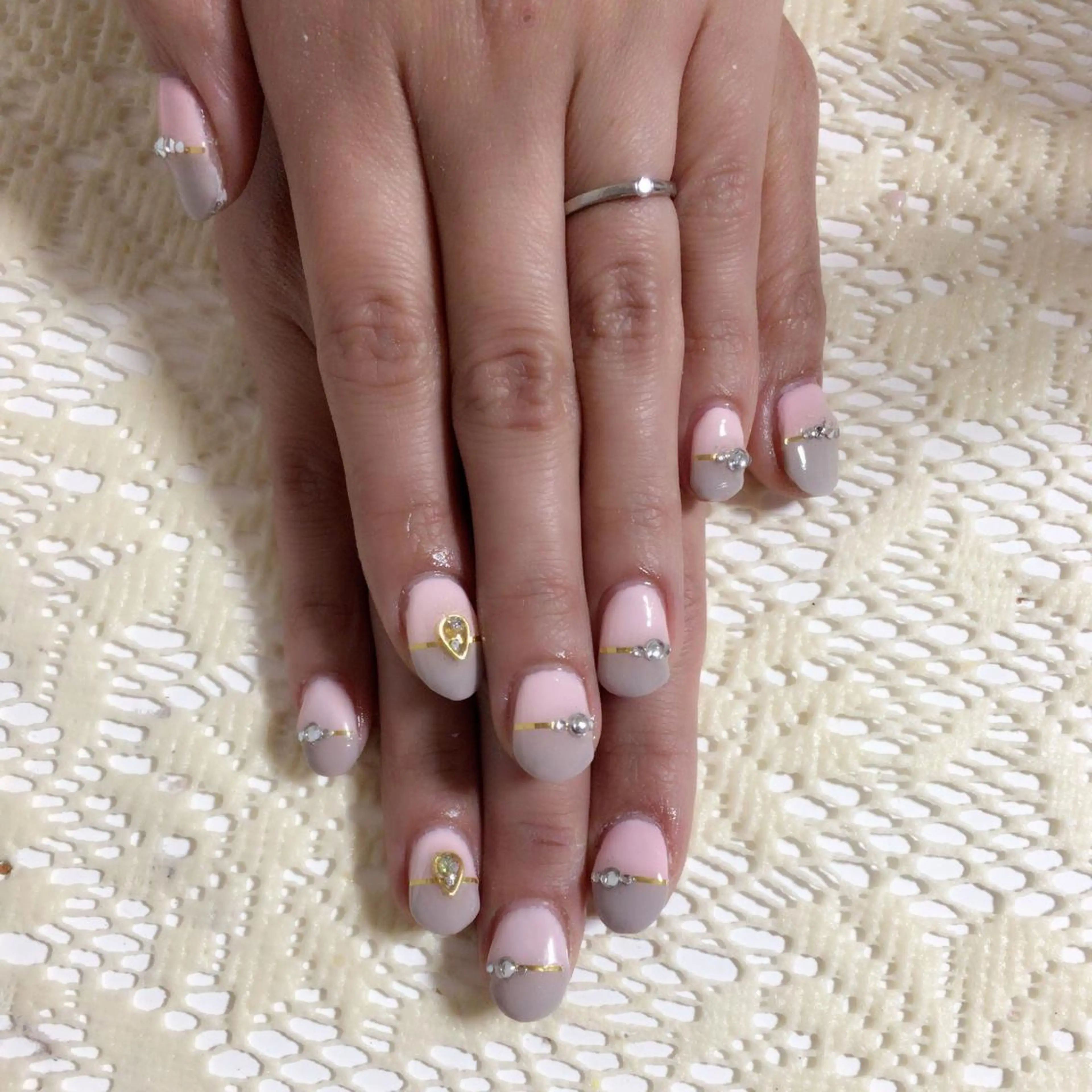 ネイル 藤 あやのネイルデザイン