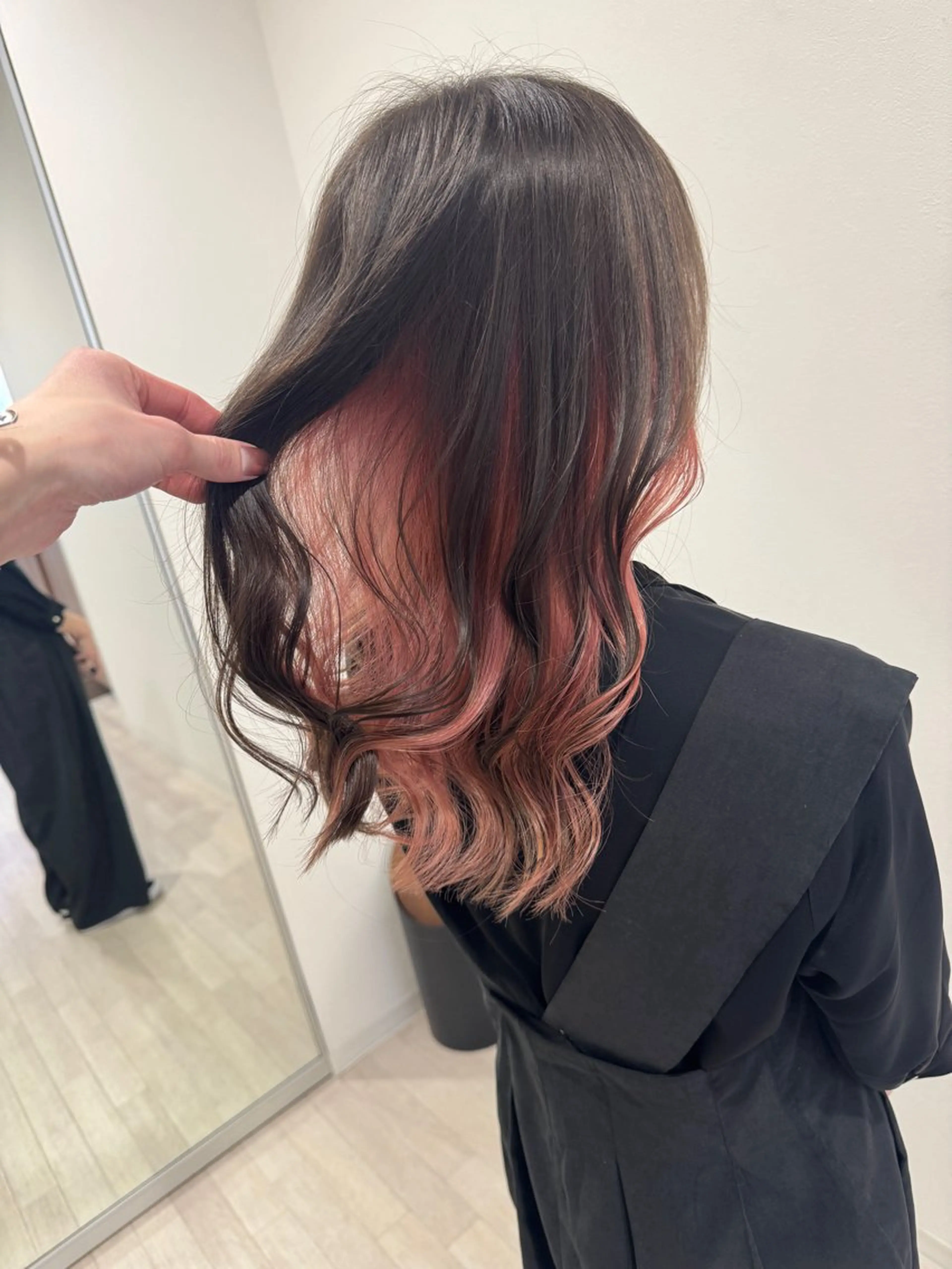 セミロング カラー ヘアカラー Re:st所属・Miyavi/カラー ショートボブのヘアスタイル