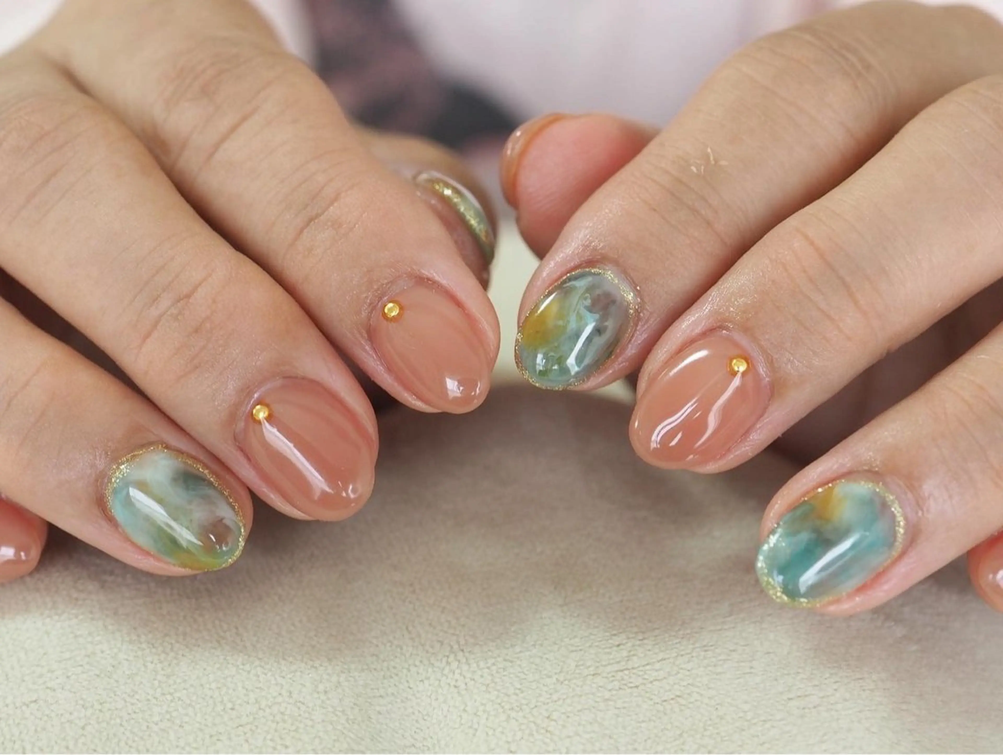 ネイル AKIHCOT NAILSのネイルデザイン