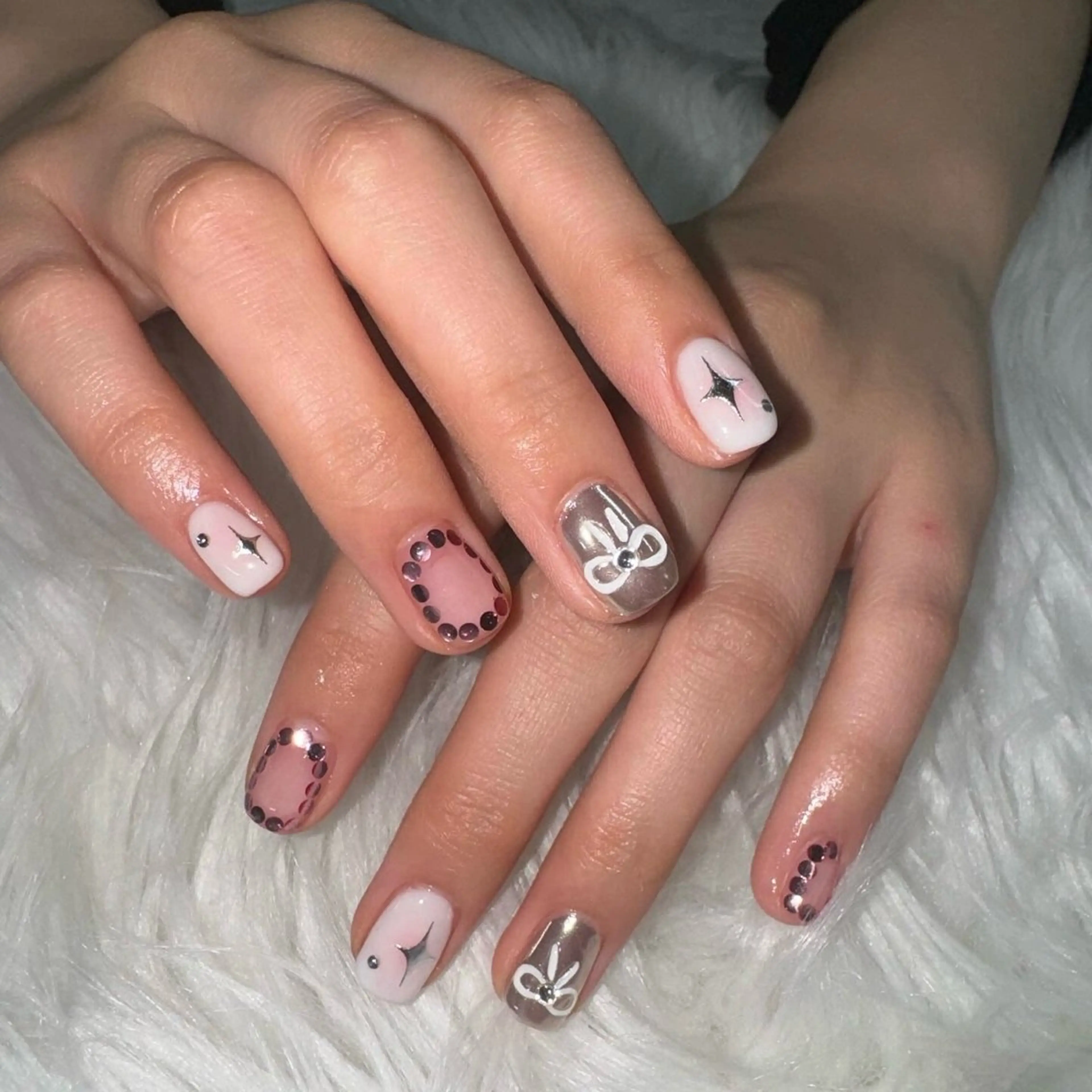 ネイル 韓国ネイル リボン ETOILE BEAUTY【エトワールビューティー】所属・ETOILE HARUNAのネイルデザイン