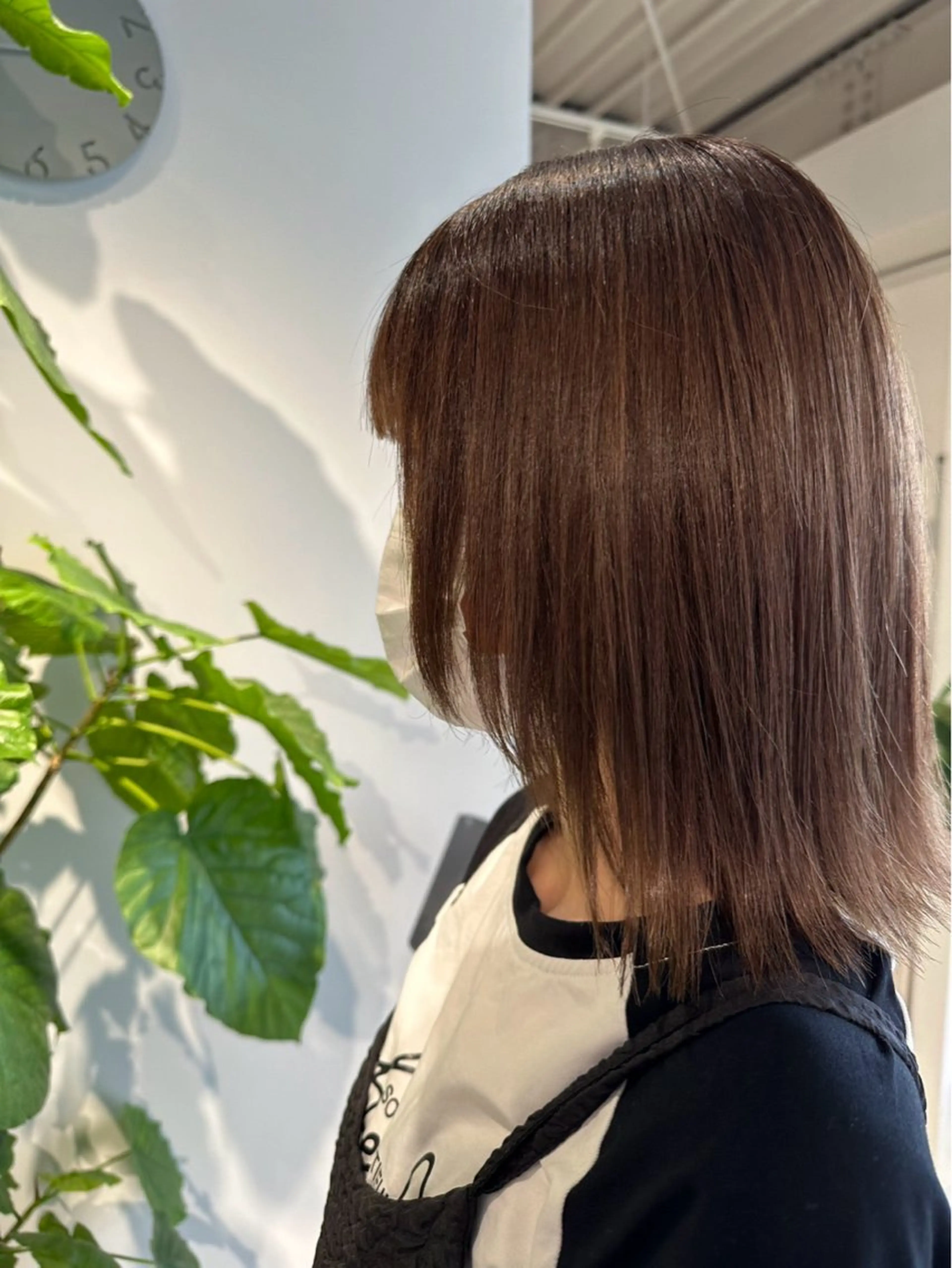 ミディアム 井手上 陽菜のヘアスタイル