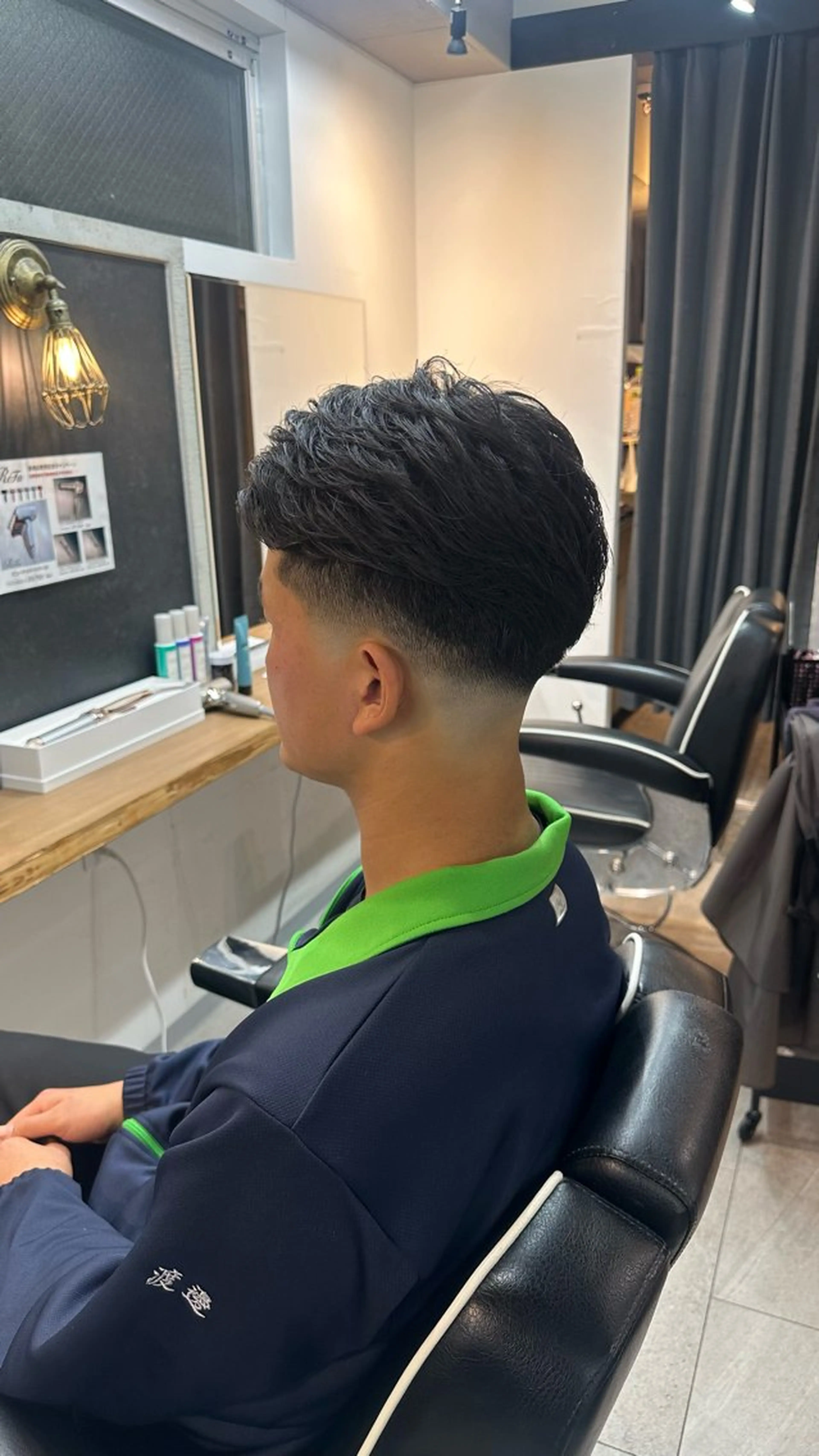 メンズ 律喜/パーマ /メンズ/フェードのヘアスタイル