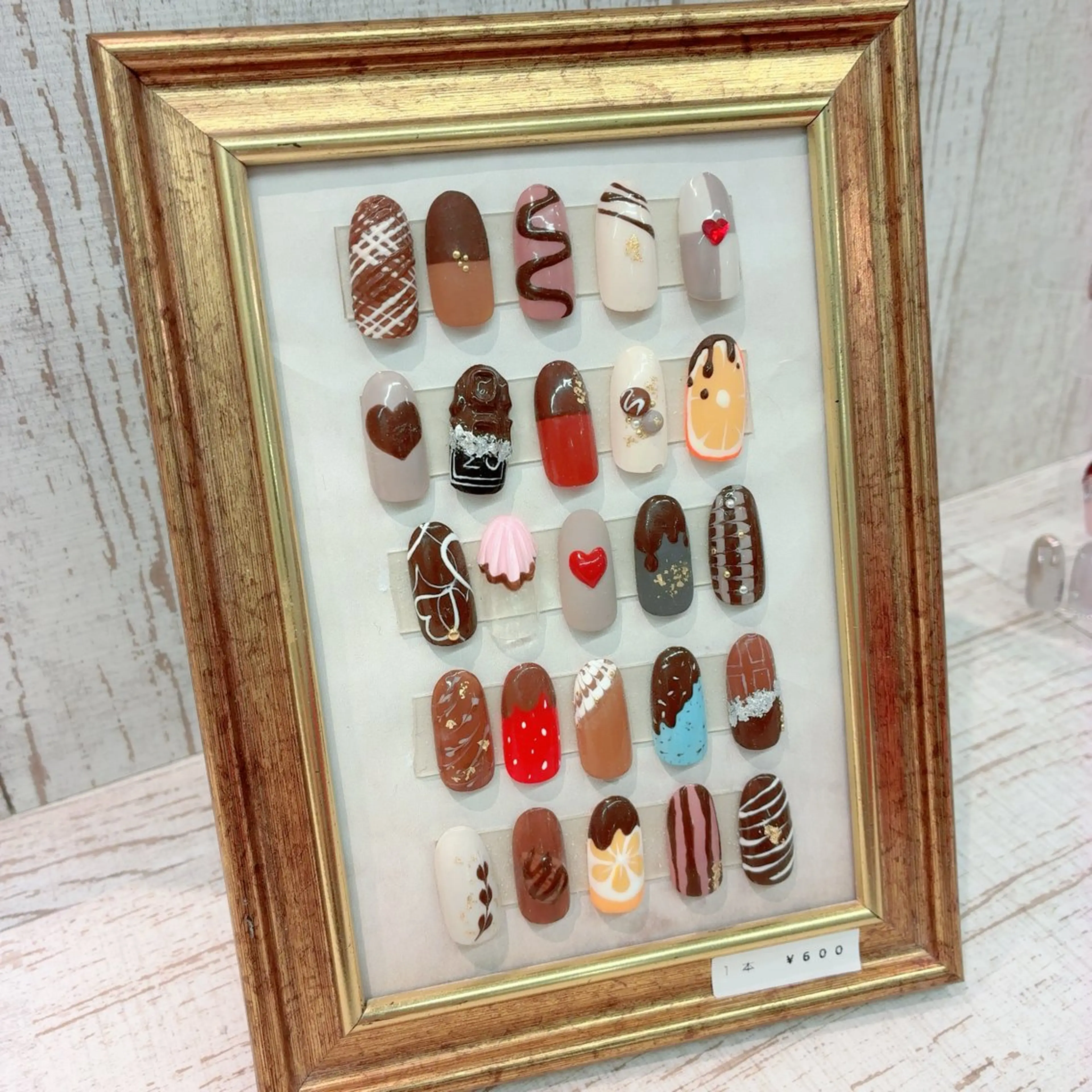 バレンタインアート4本選択可🍫オフあり・なし現金のみのメニュー。の写真