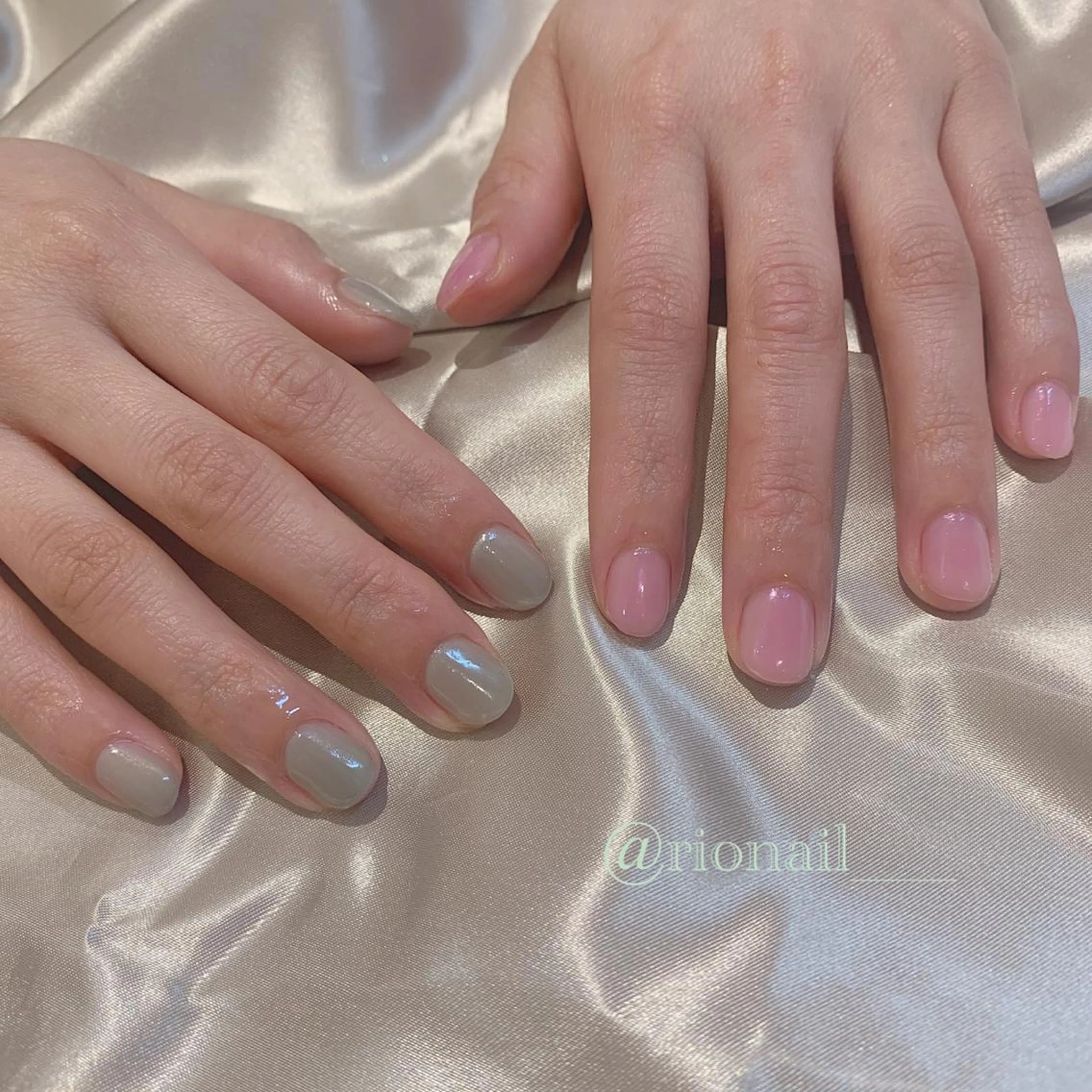 ネイル オーロラネイル 𝘙𝘪𝘰𝘯𝘢 ...🕯🤍のネイルデザイン