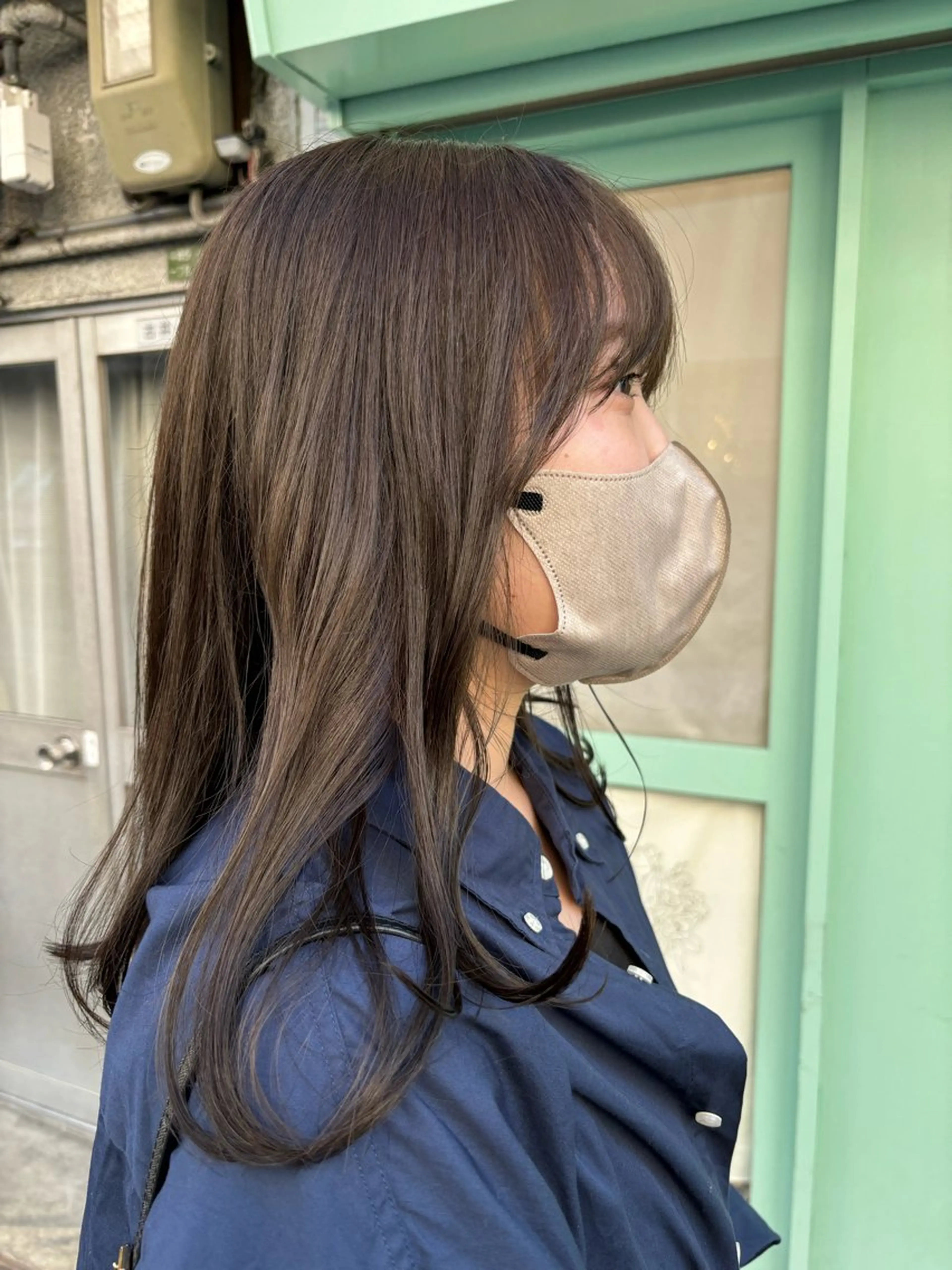 ロング カラー ブリーチ 透明感カラー グレージュ オリーブグレージュ オリーブグレー カット パーマ ボブ／ミニボブ／ akaneのヘアスタイル