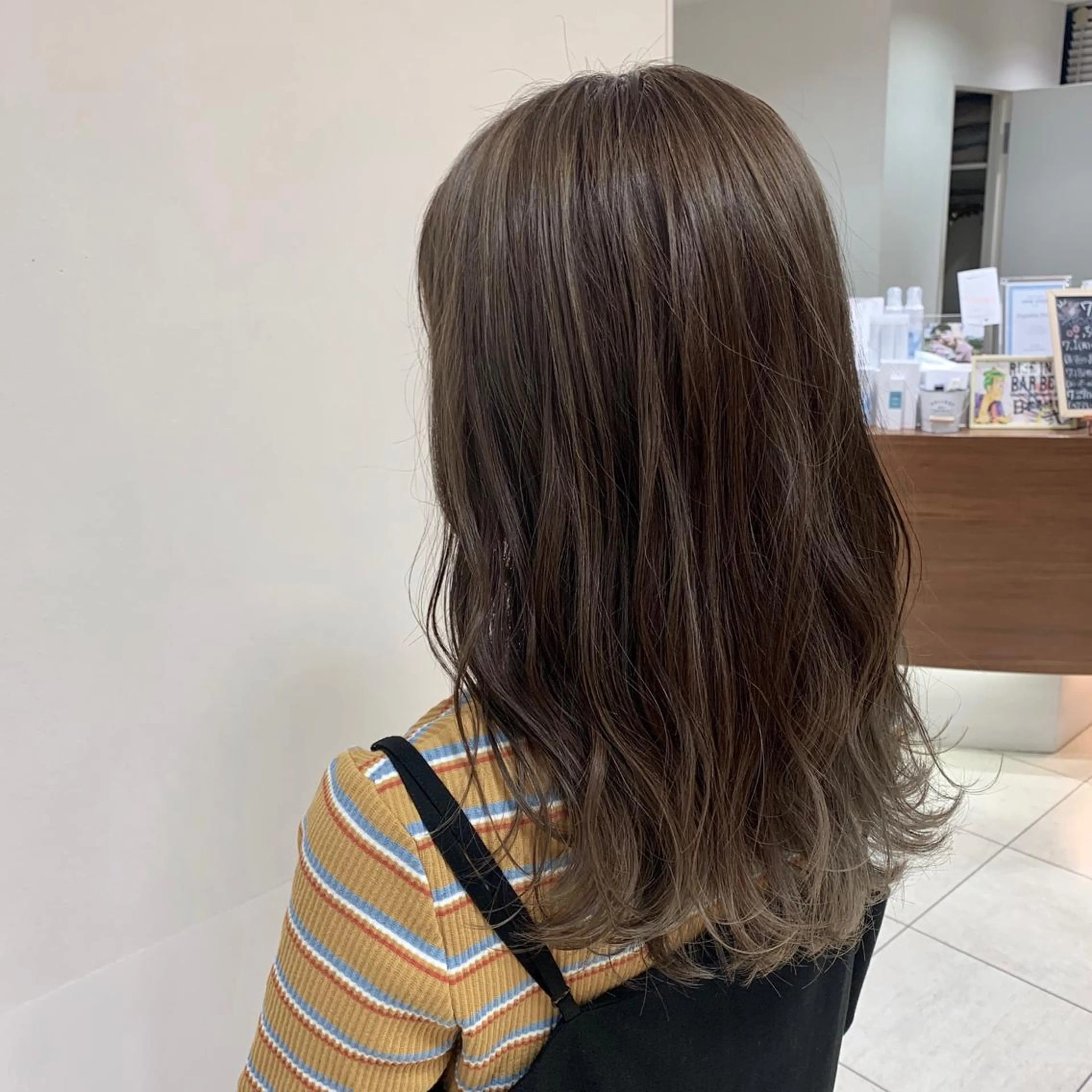 ロング カラー ヘアアレンジ ヘアカラー トリートメント 【Sweep】おじま のぞみのヘアスタイル