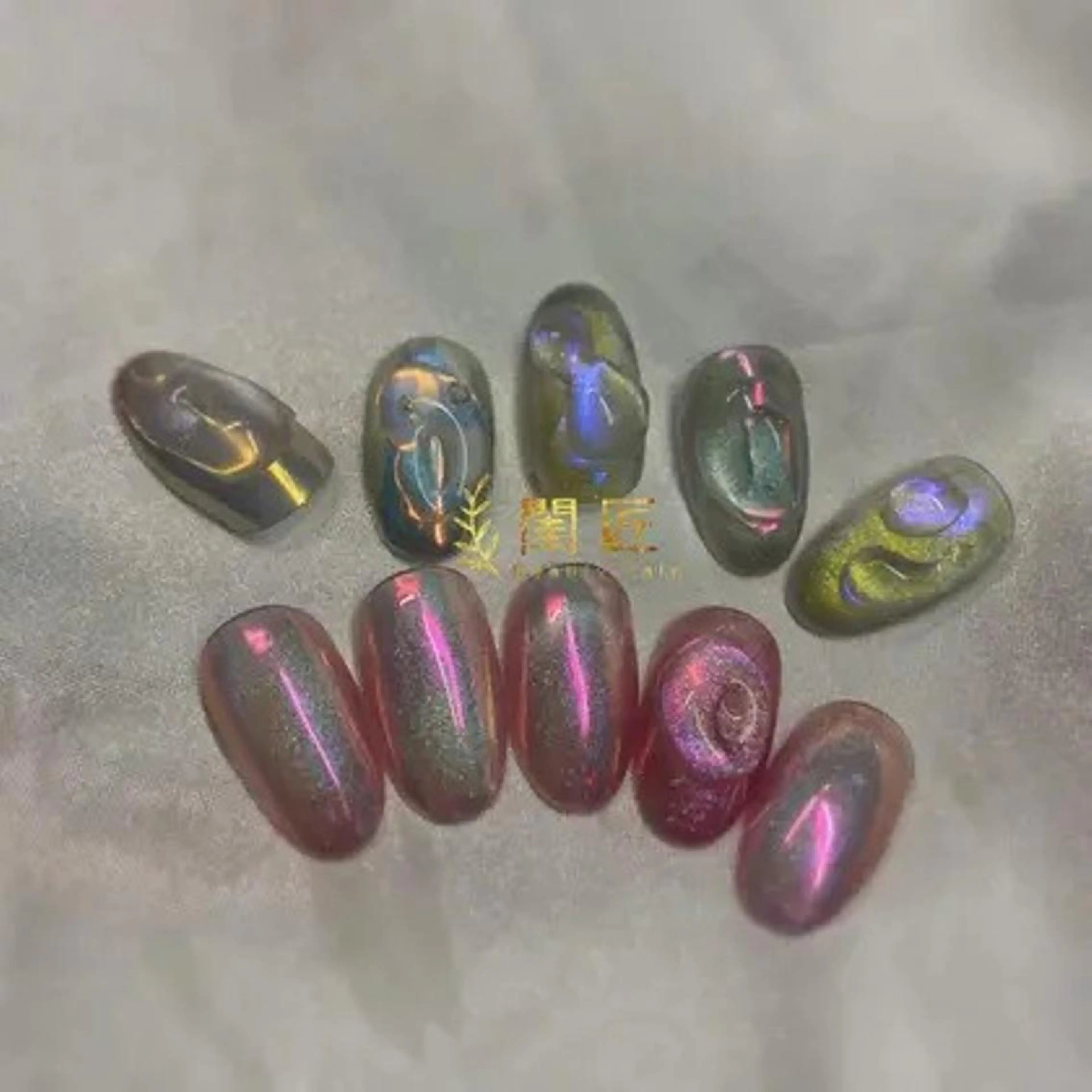 🩵夏ネイル🧊マグネット➕オーロラ➕ぷっくり雫ネイルの写真