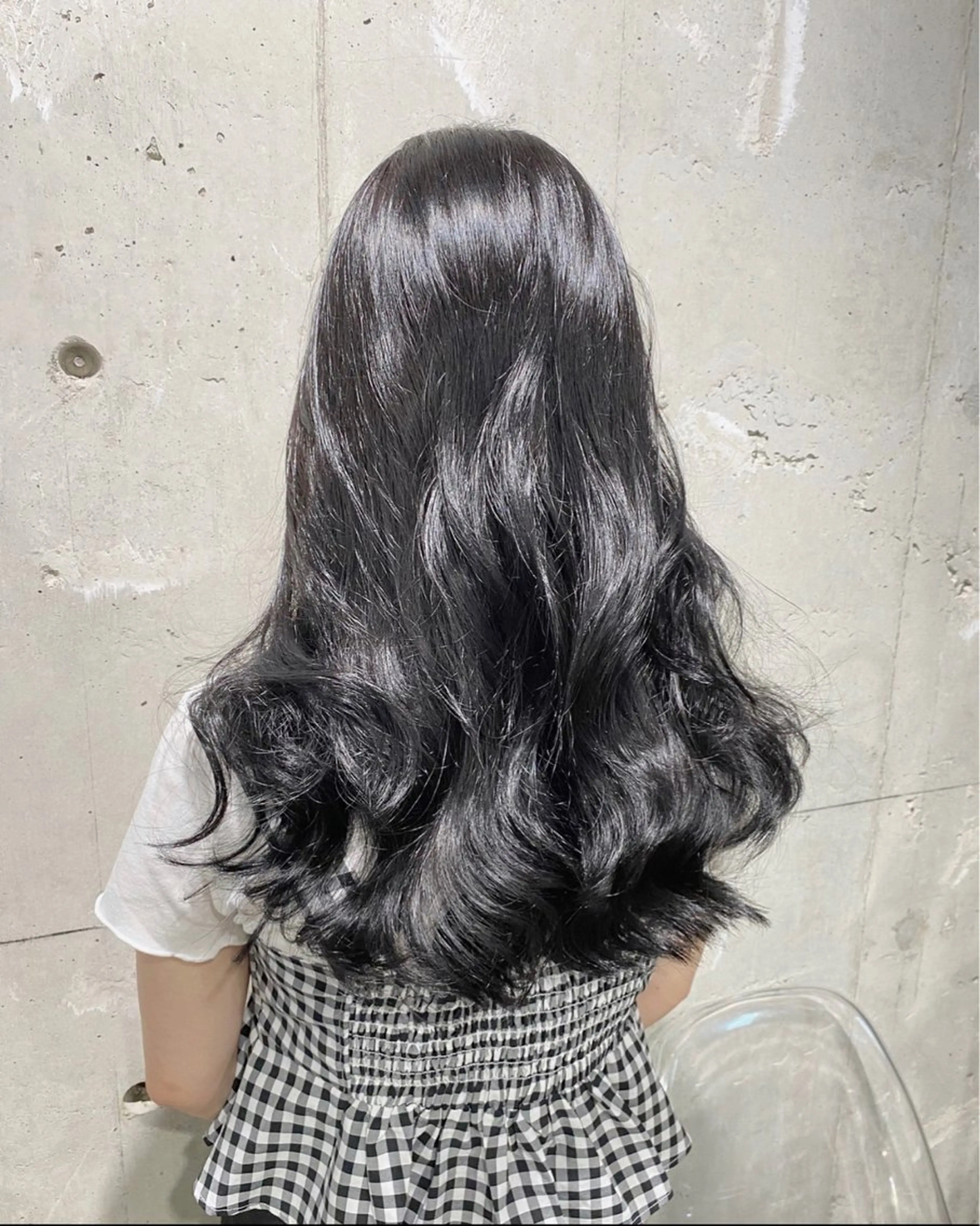 パーマ ハイトーンカラー 🦄レイヤーカットのヘアスタイル
