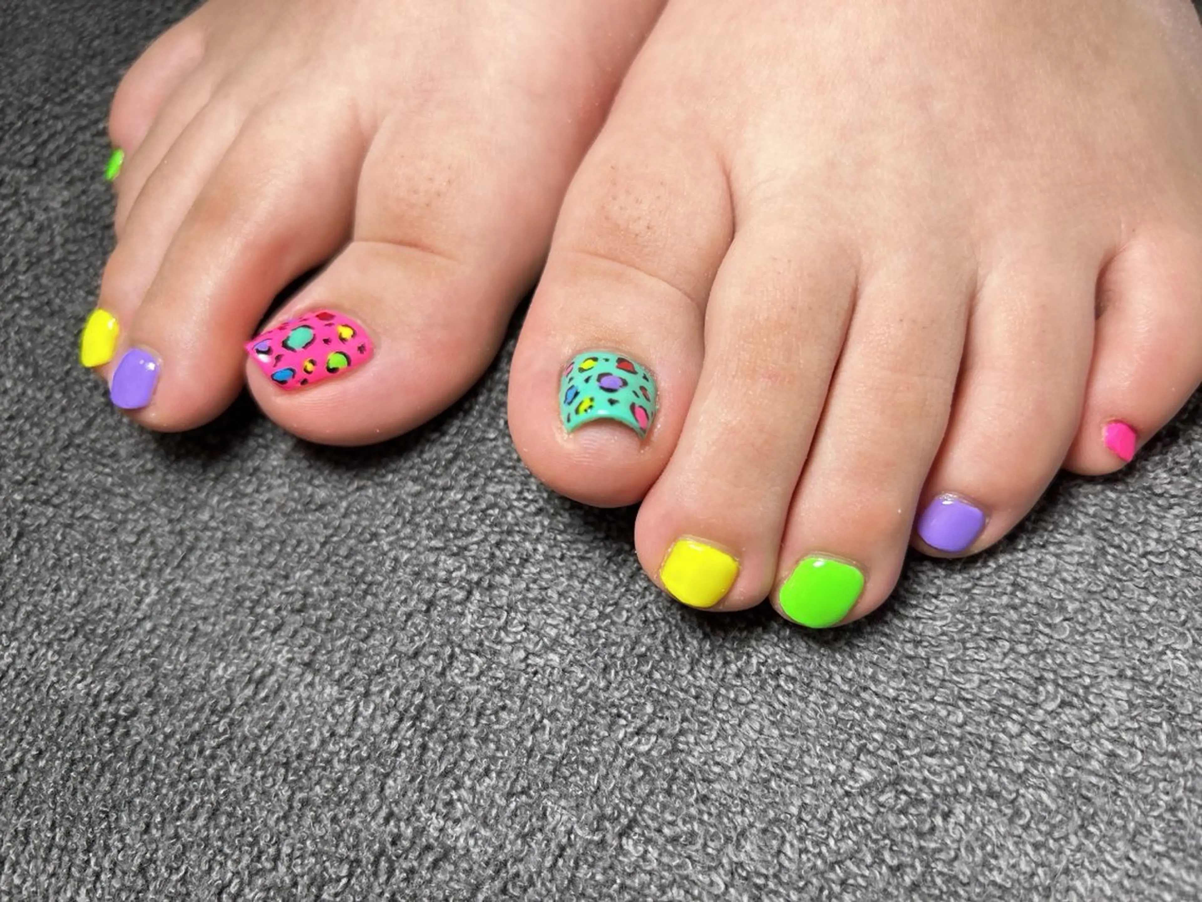 ネイル フットネイル Nona NAILのネイルデザイン