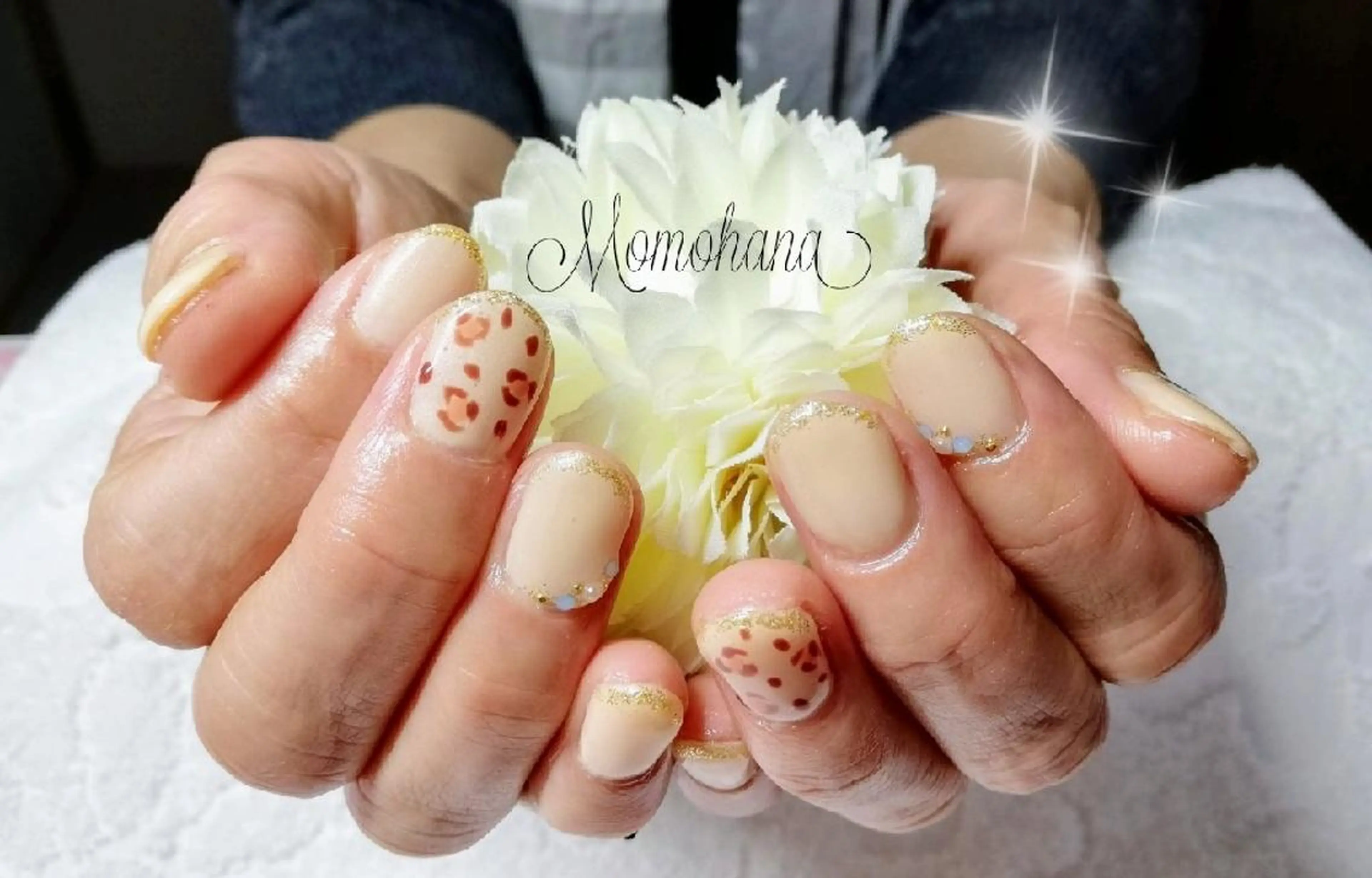 ネイル momohana  のネイルデザイン