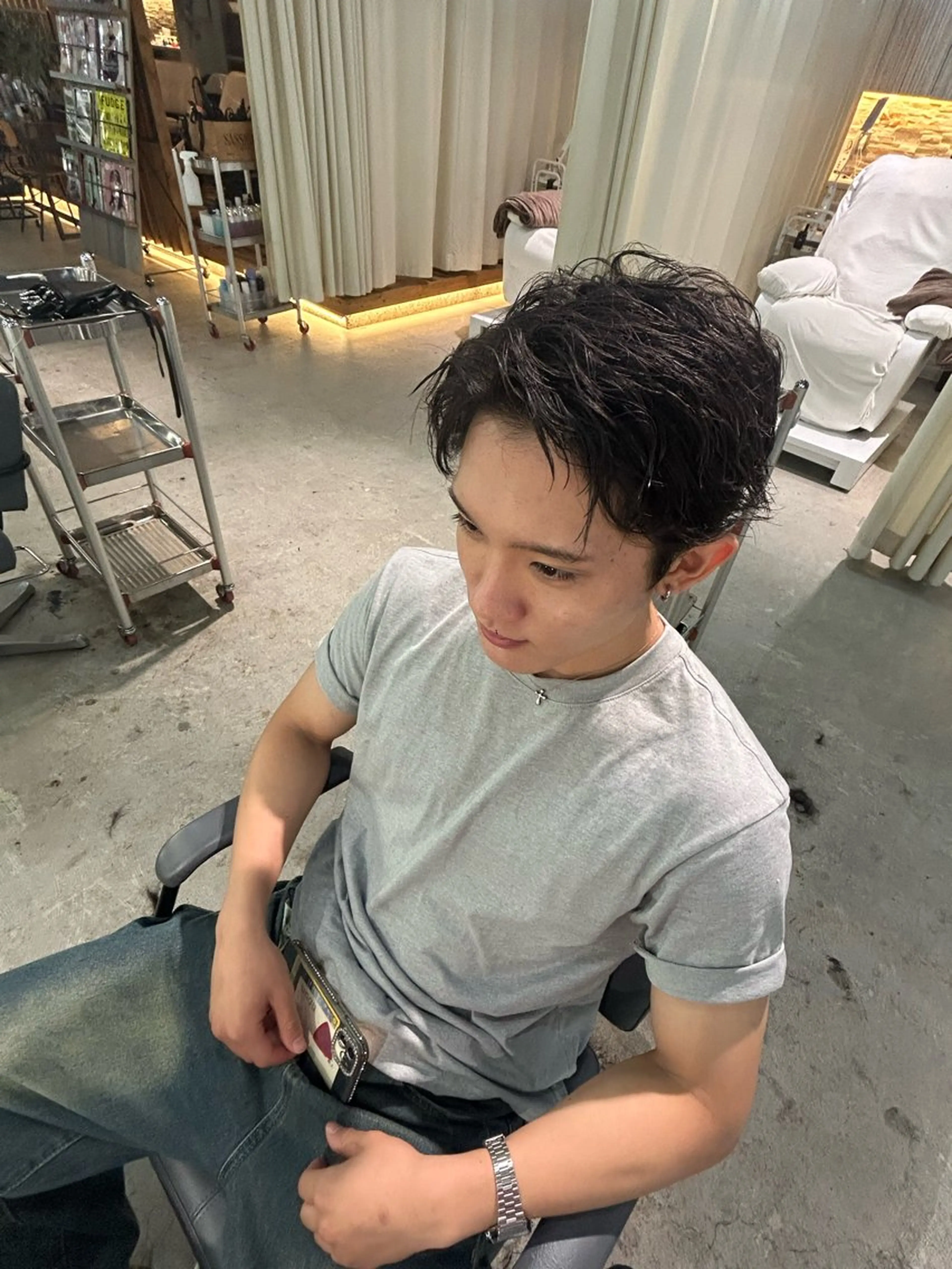 ショート カット 高橋 航大のヘアスタイル