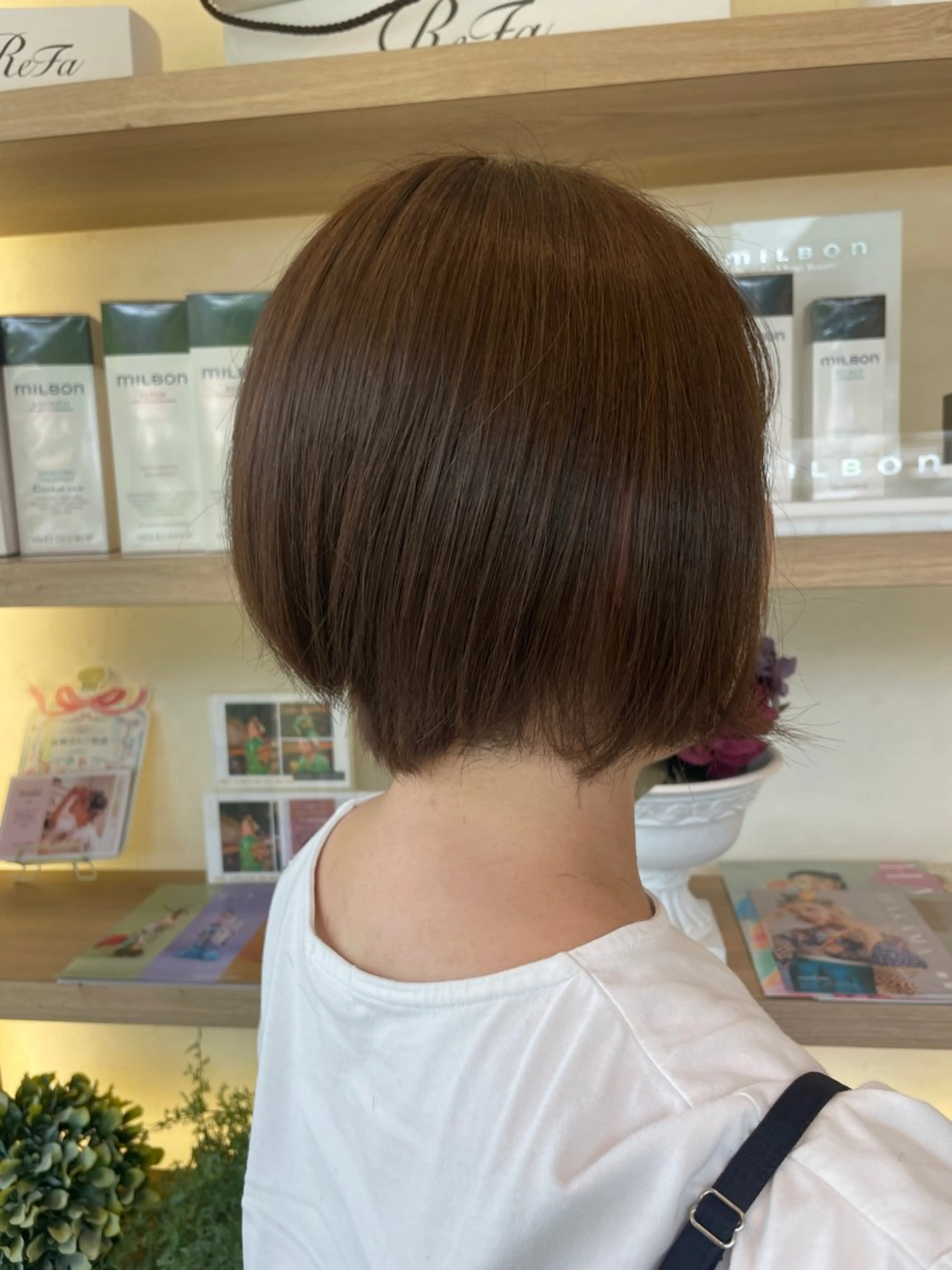 ショート アッシュ ショートヘア FLAP所属・堀本 紗由美のヘアスタイル