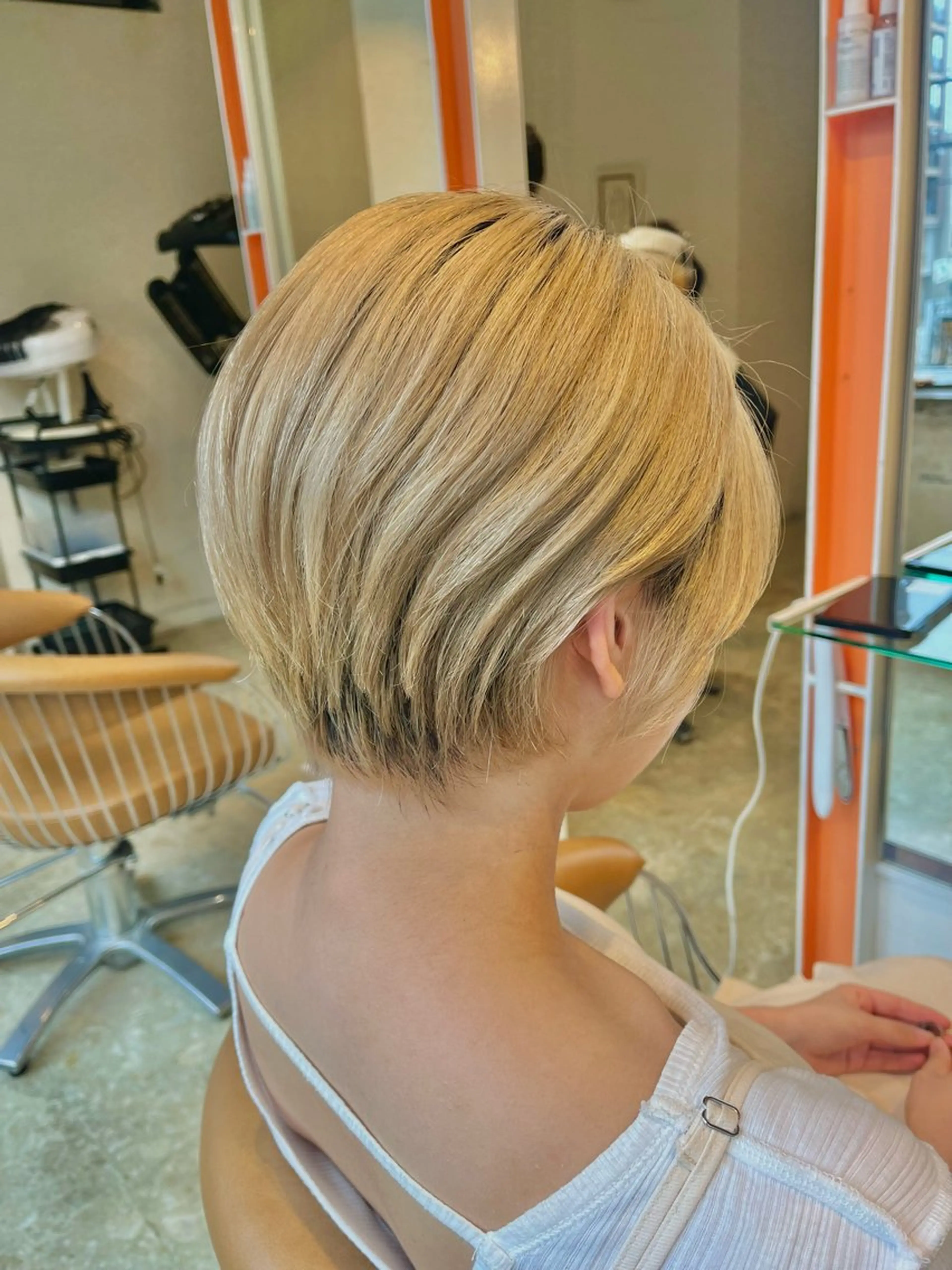 ショート カット うしだ かおるのヘアスタイル