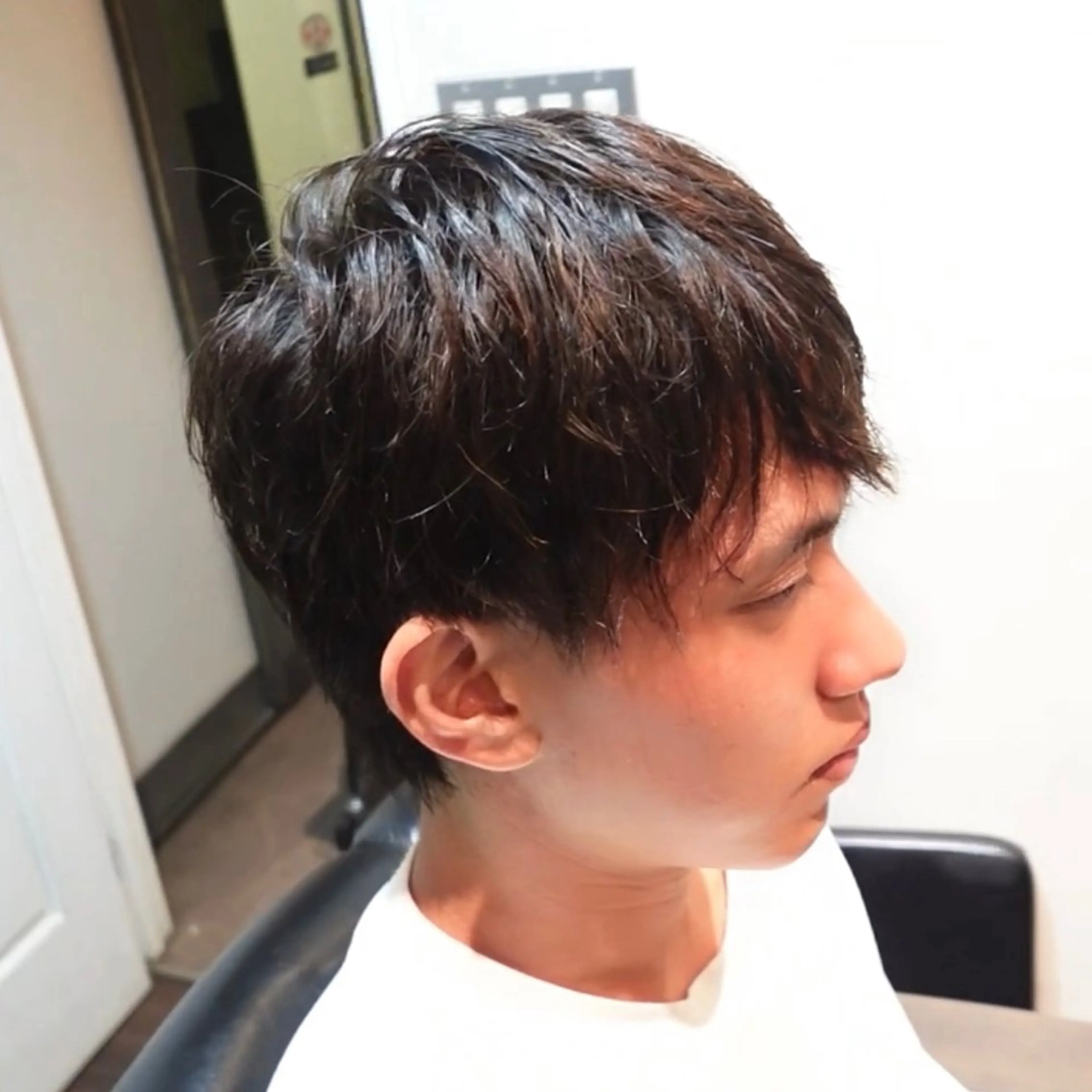 ショート パーマ メンズ メンズパーマ メンズツイストパーマ ツイストパーマ ヨリソイhair salon所属・浦添メンズ 経験20年／のヘアスタイル