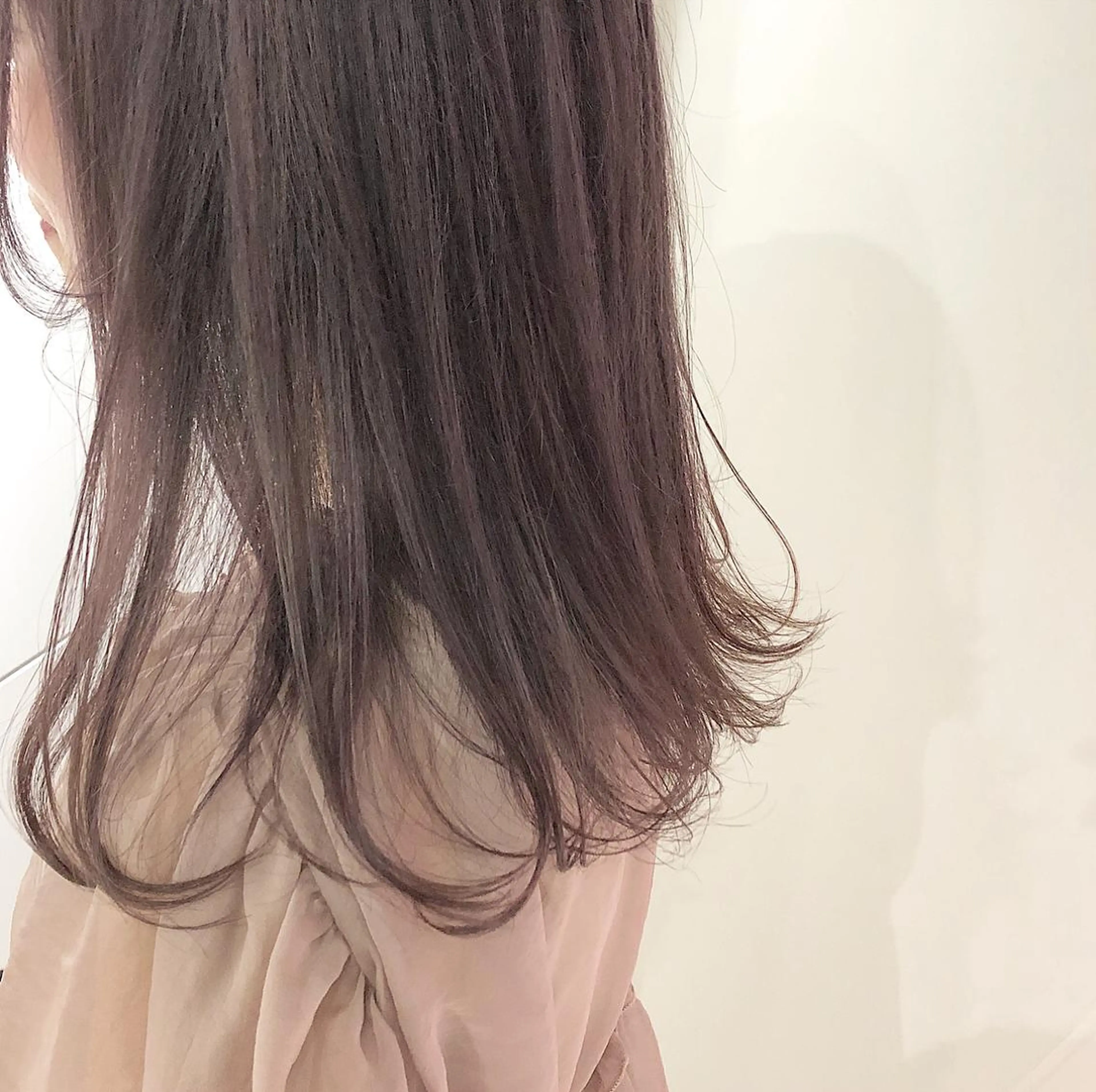 セミロング カラー ラベンダーカラー ピンクカラー シルバー autre所属・大久保 ひでなりのヘアスタイル