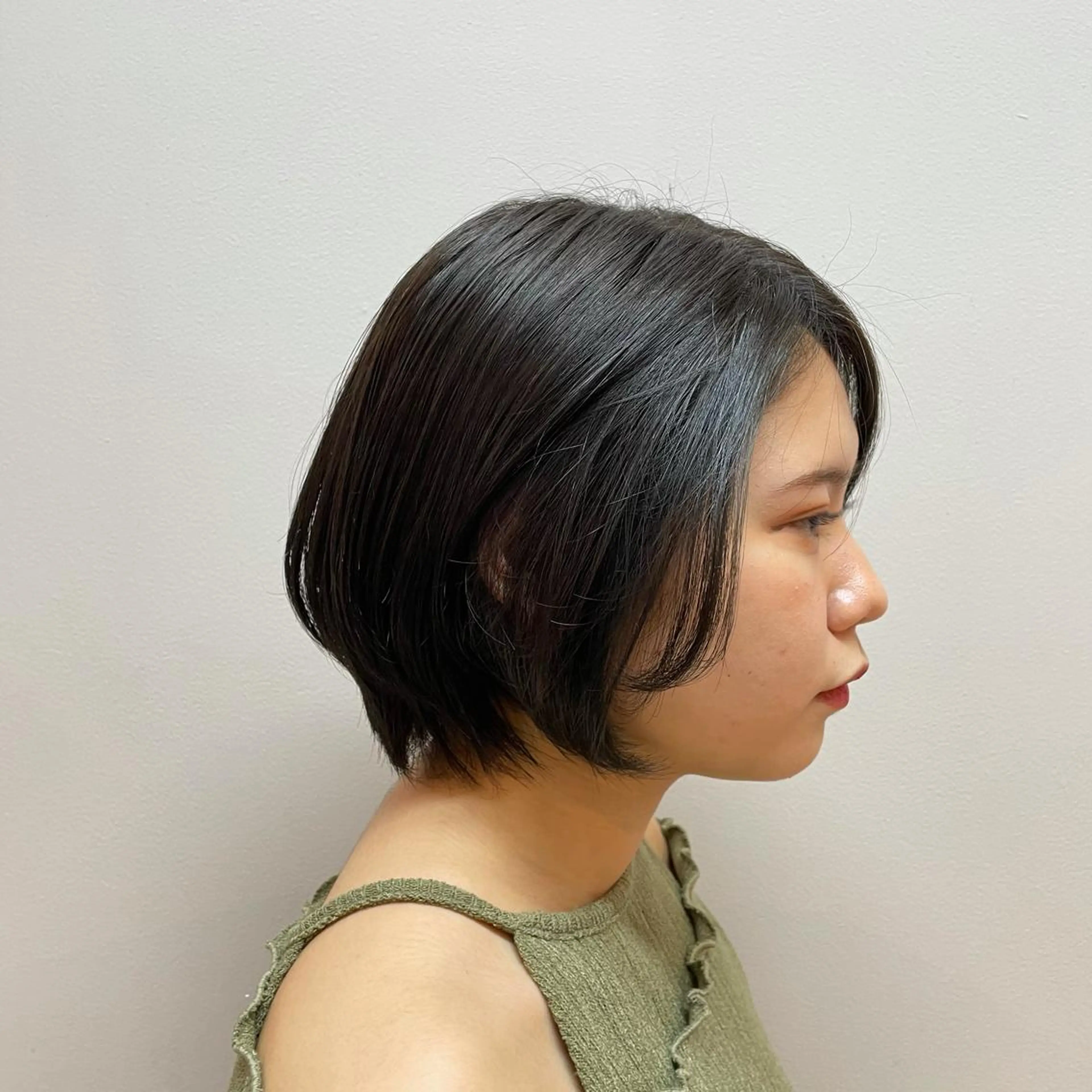 ミディアム カラー hair OPUS ヘアーオーパス所属・レイヤーカット 特化型シオンのヘアスタイル