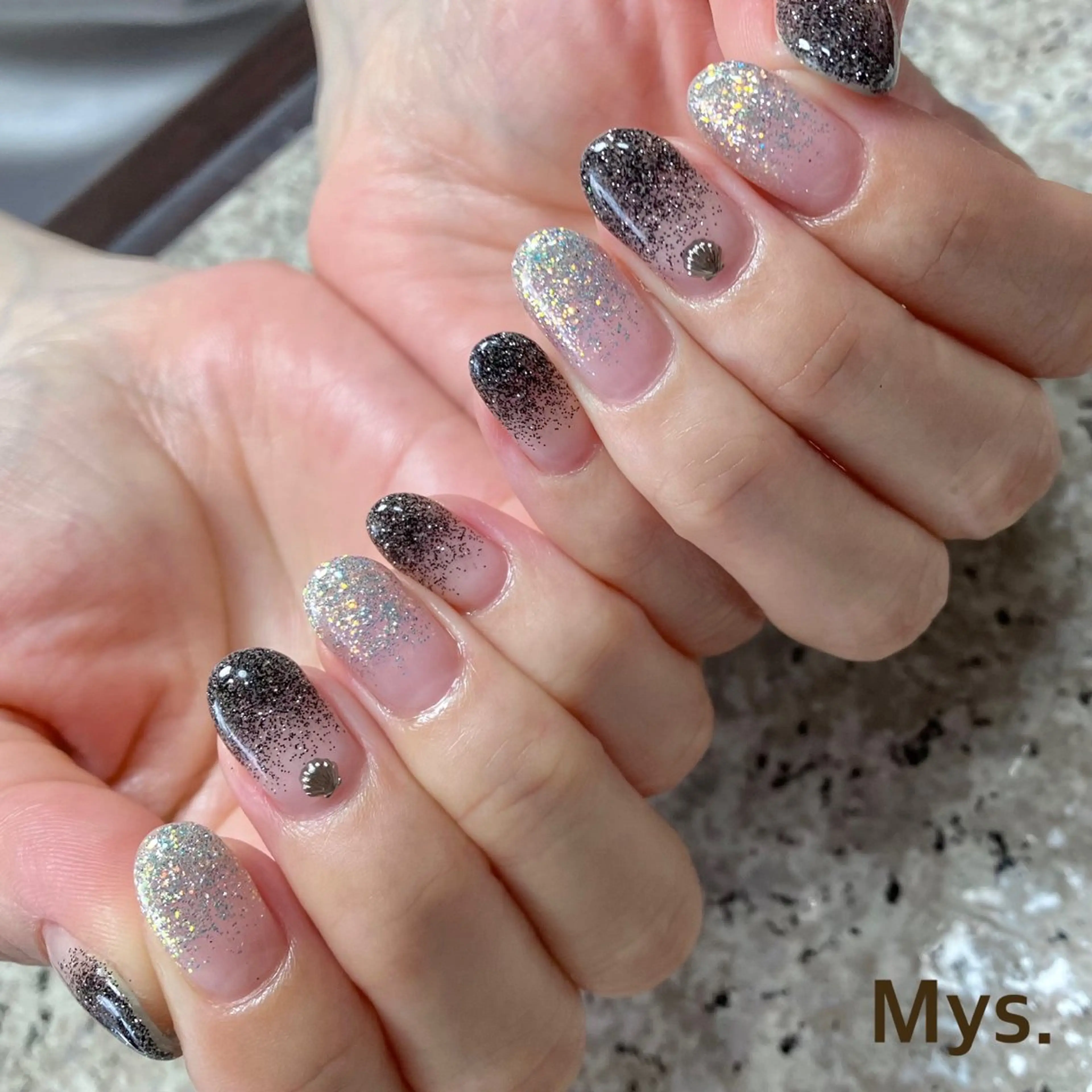 ネイル フラッシュネイル ラメ(グリッター) ハンドネイル Mys. 三上紗紀のネイルデザイン