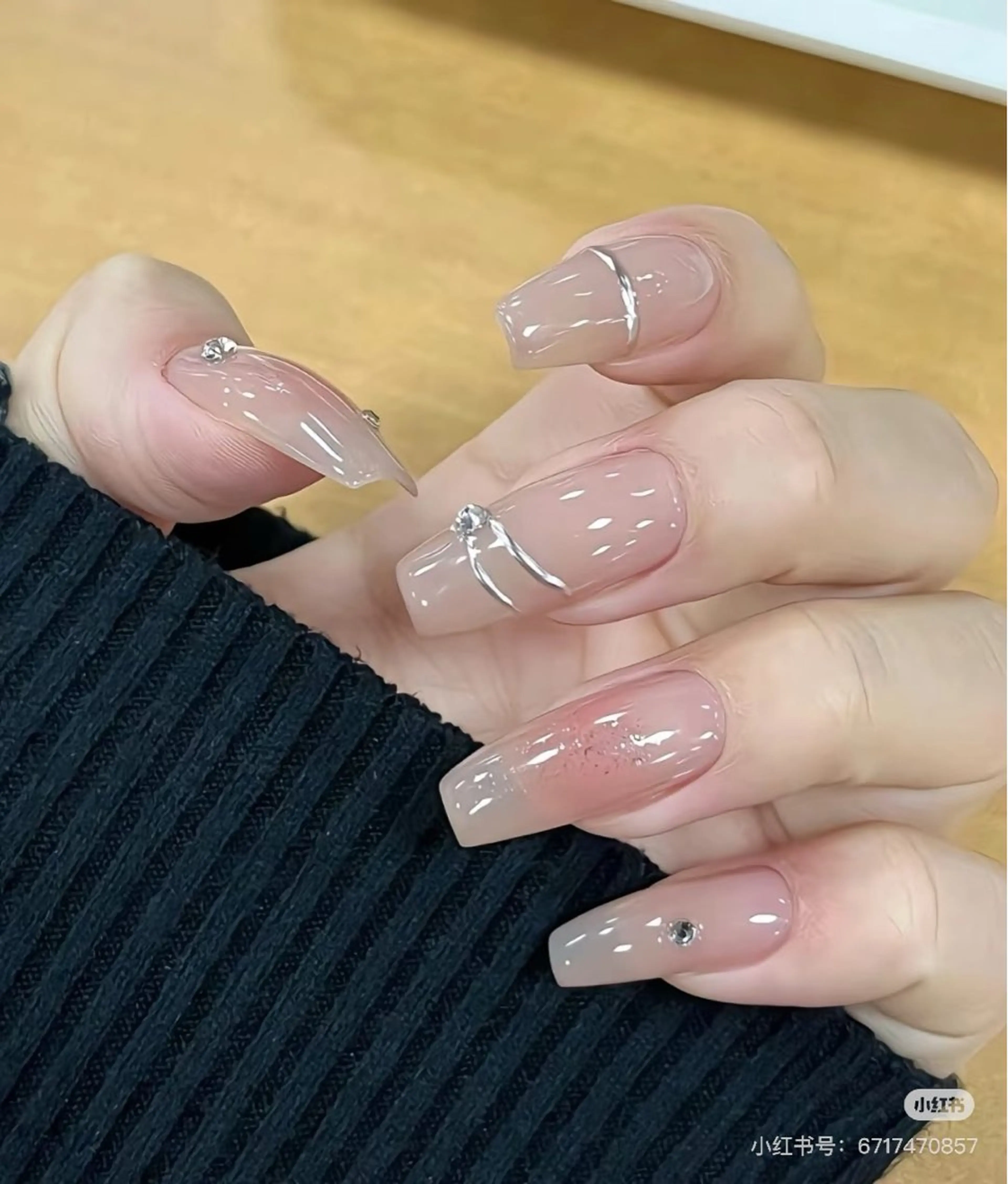 ネイル ハンドネイル ホウ エンのネイルデザイン