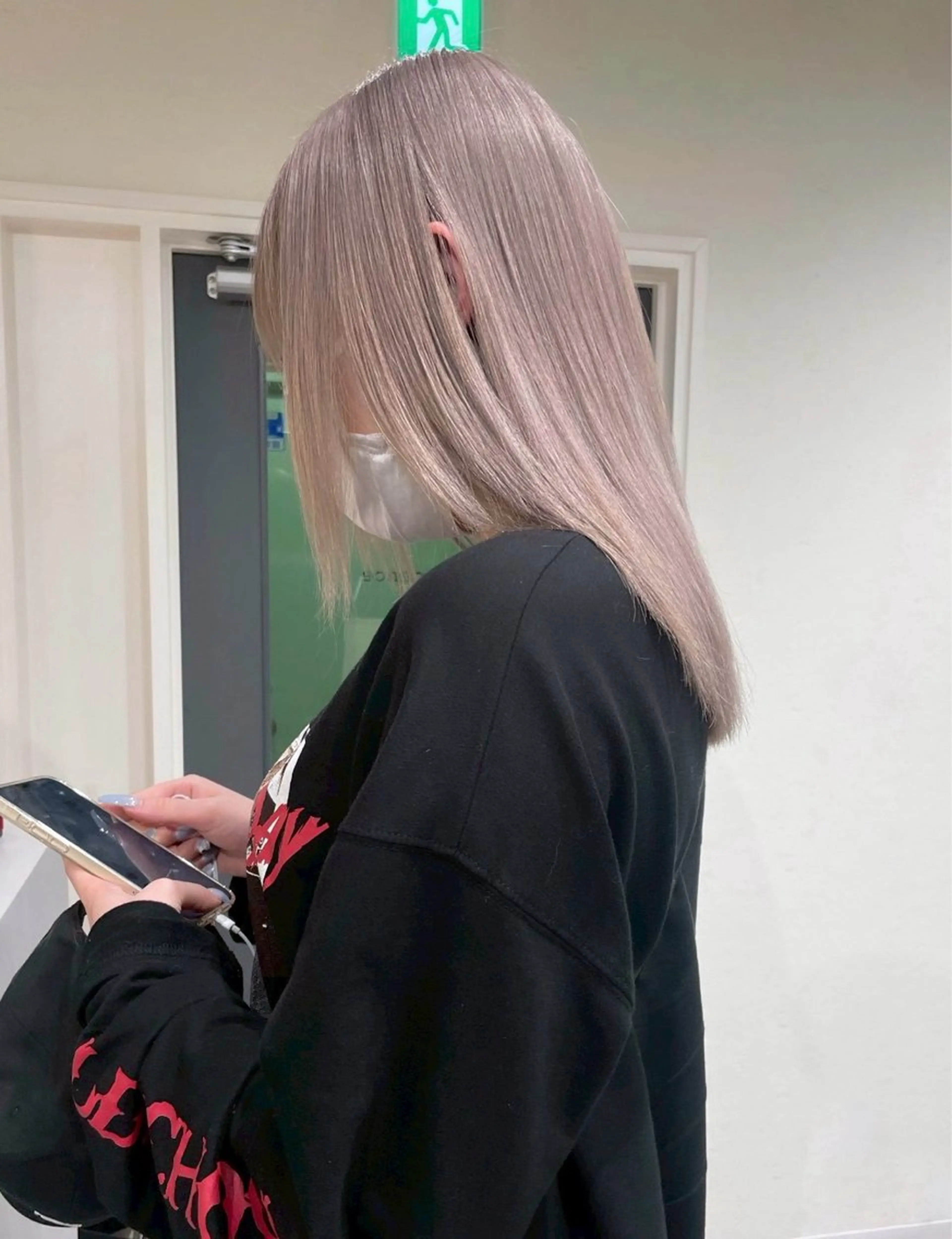 カラー ベージュカラー ブリーチ ブラウンカラー ケアブリーチ 透明感カラー 富永 翔伍のヘアスタイル