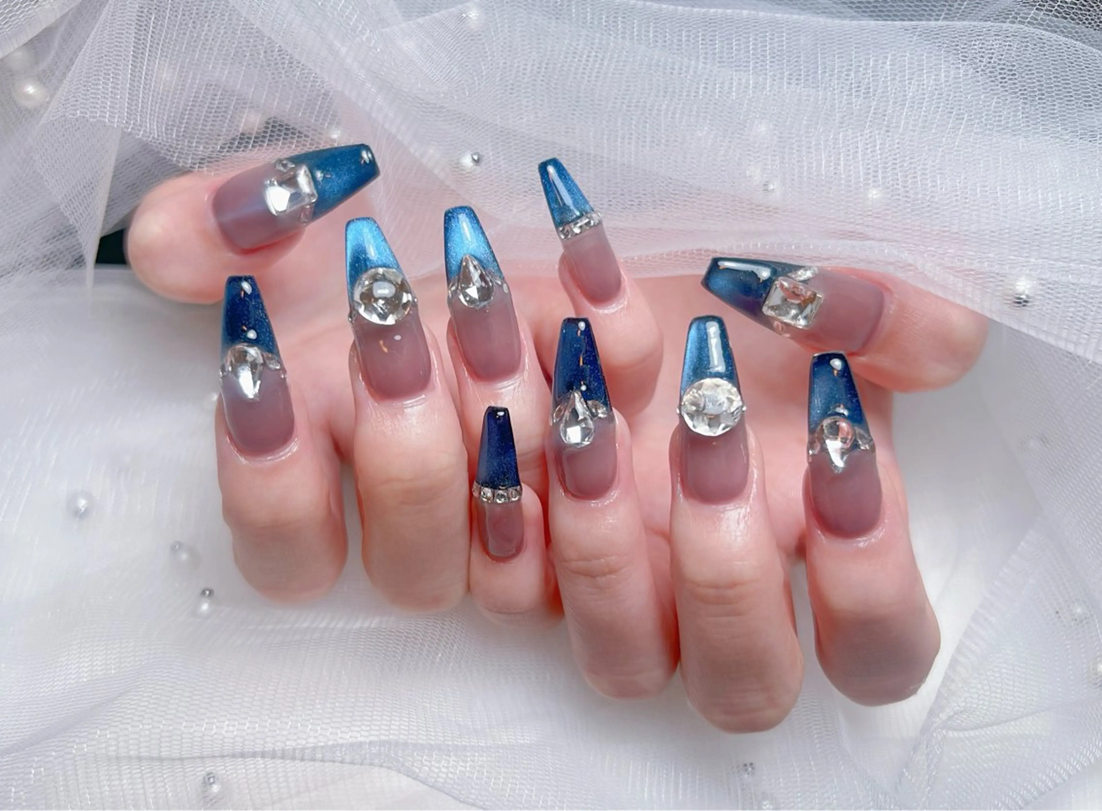 ネイル アートネイル オーロラネイル チークネイル 長さ出し フットネイル Miya_nail所属・Miya _nailのネイルデザイン